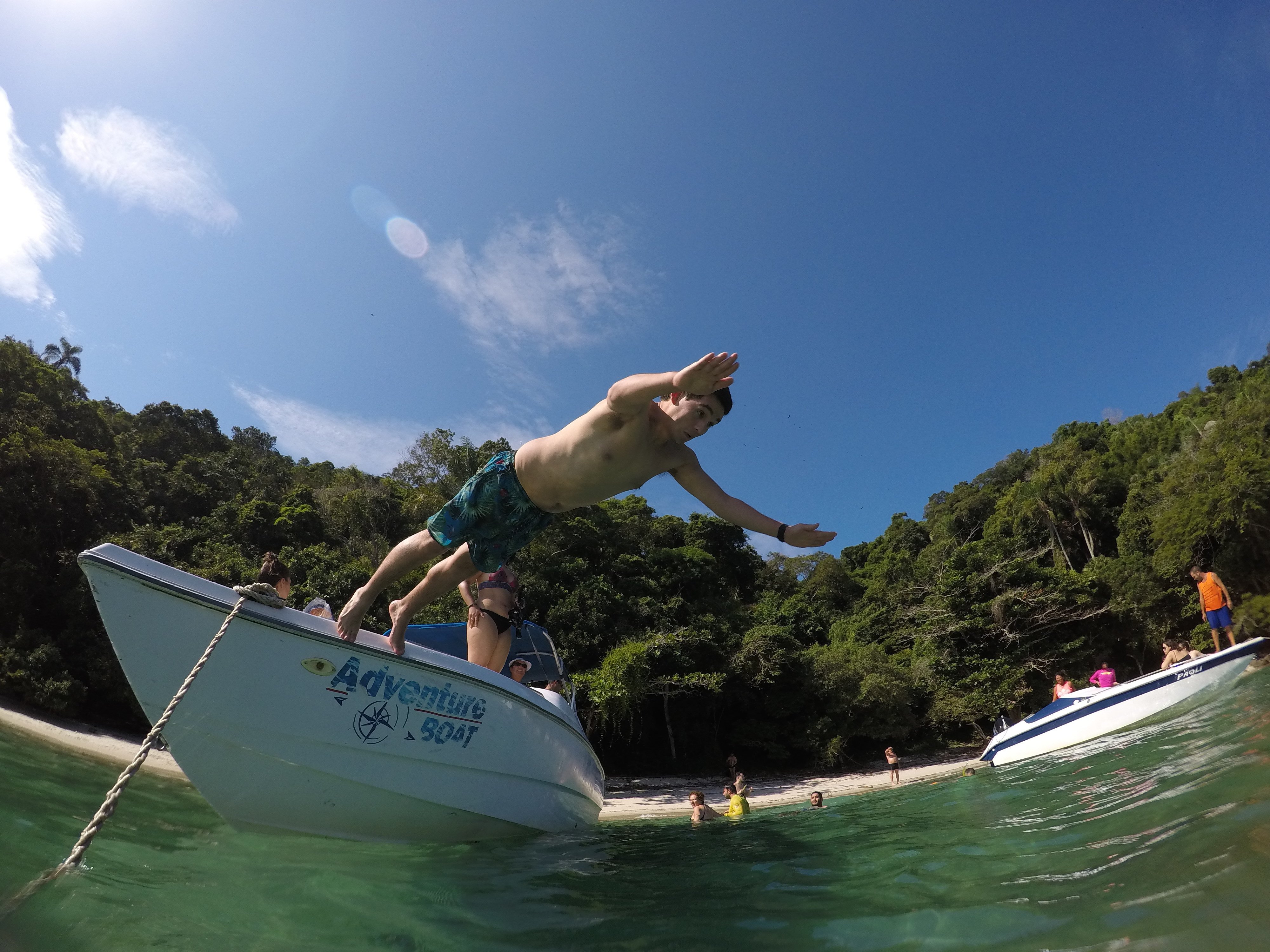 Speedboat Adventure to Angra dos Reis & Ilha Grande from Rio