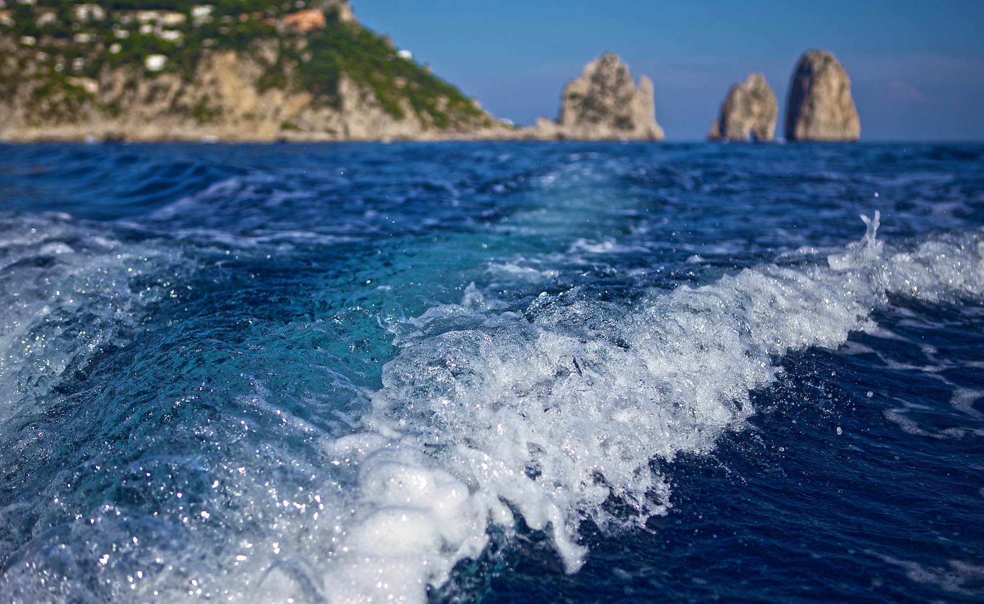 Capri Small-Group Boat Tour from Positano with Lunch & Drinks