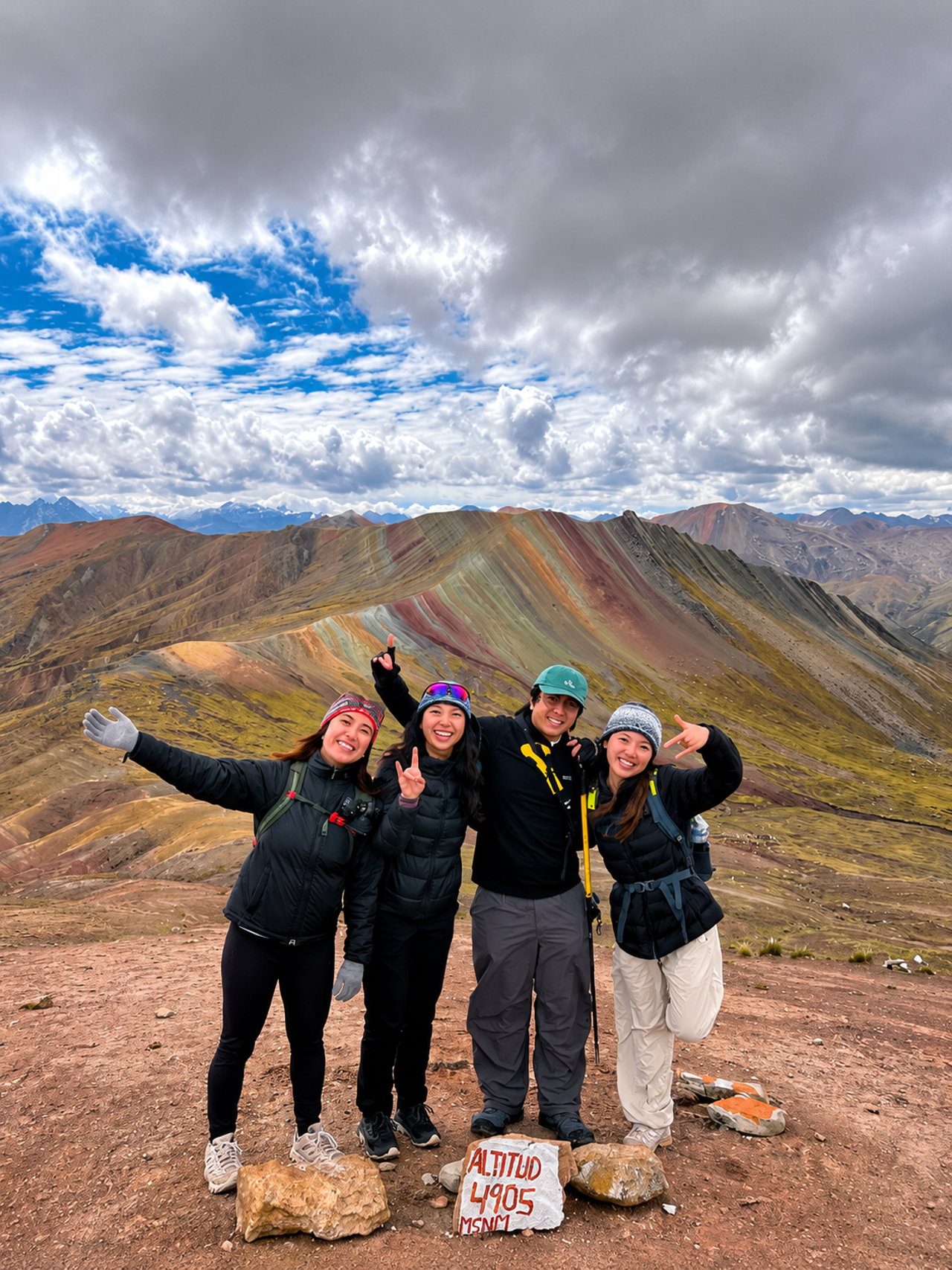 From Cusco: Palccoyo Rainbow Mountain 1-Day Trekking Trip
