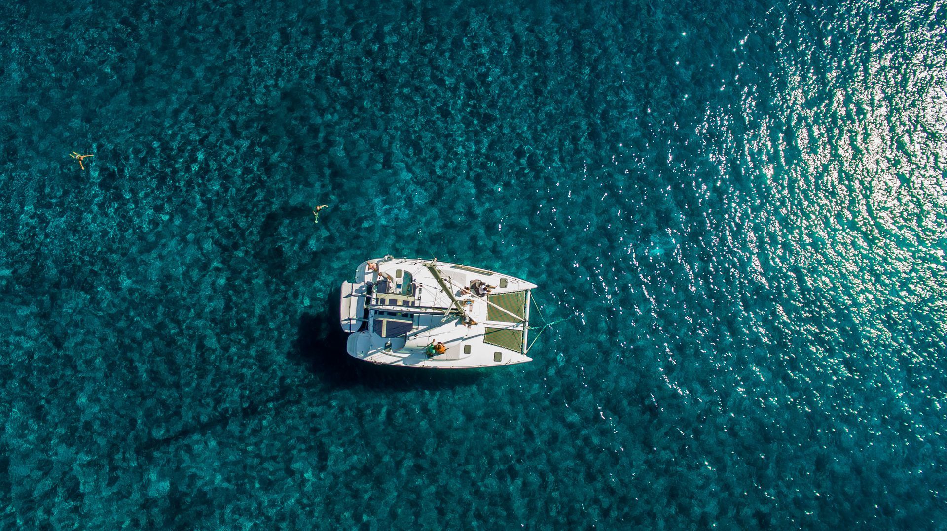 Santorini Private Caldera Cruise with Onboard Dining