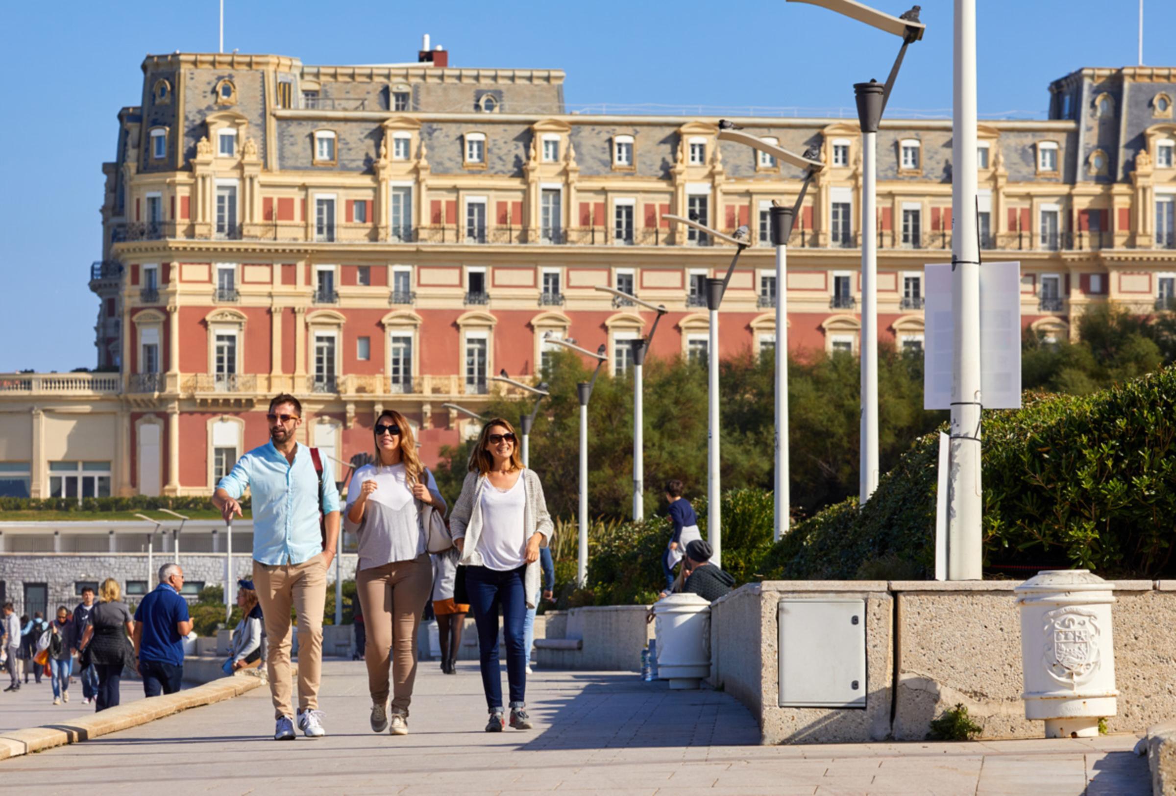 French Basque Coast Discovery: Biarritz, Bayonne & Saint-Jean-de-Luz