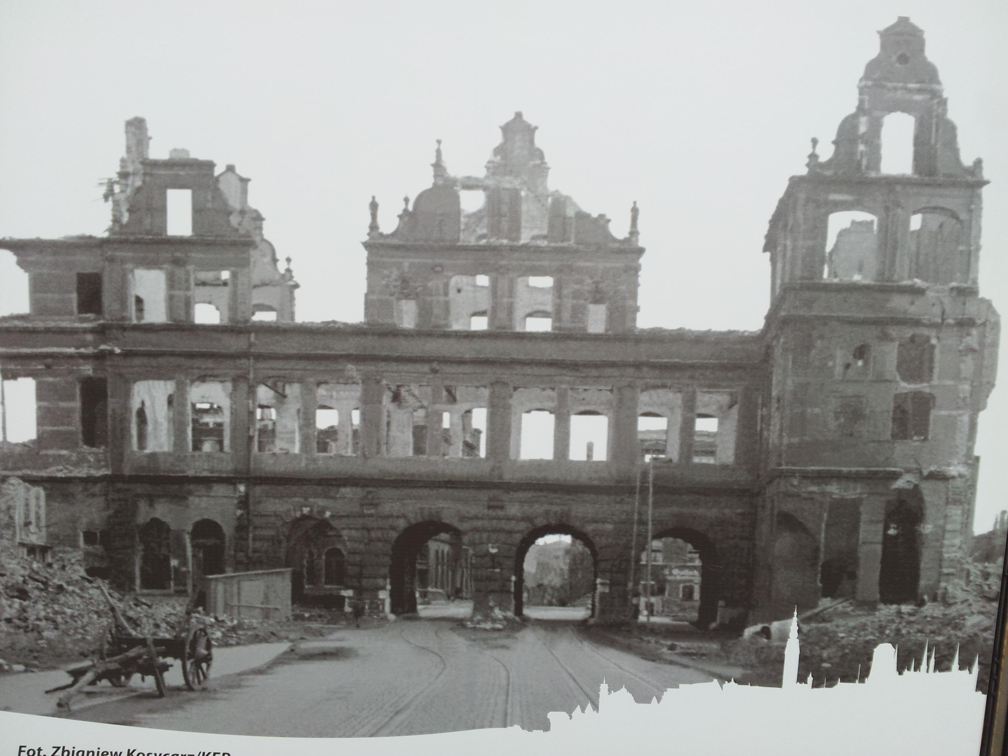 Private WWII History Tour with Museum Access