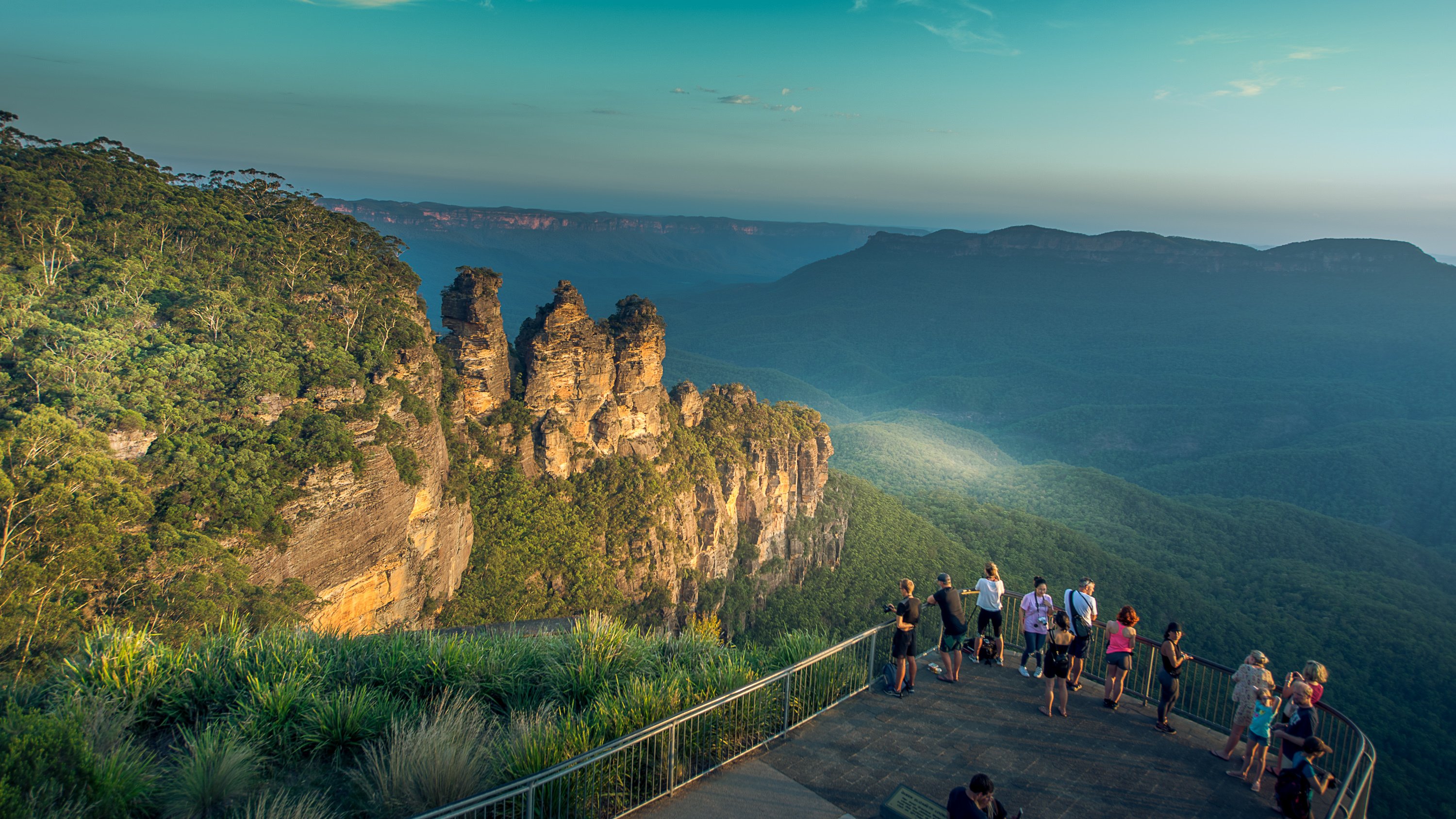 Blue Mountains Small Group Tour with Walks, Wildlife & Dinner