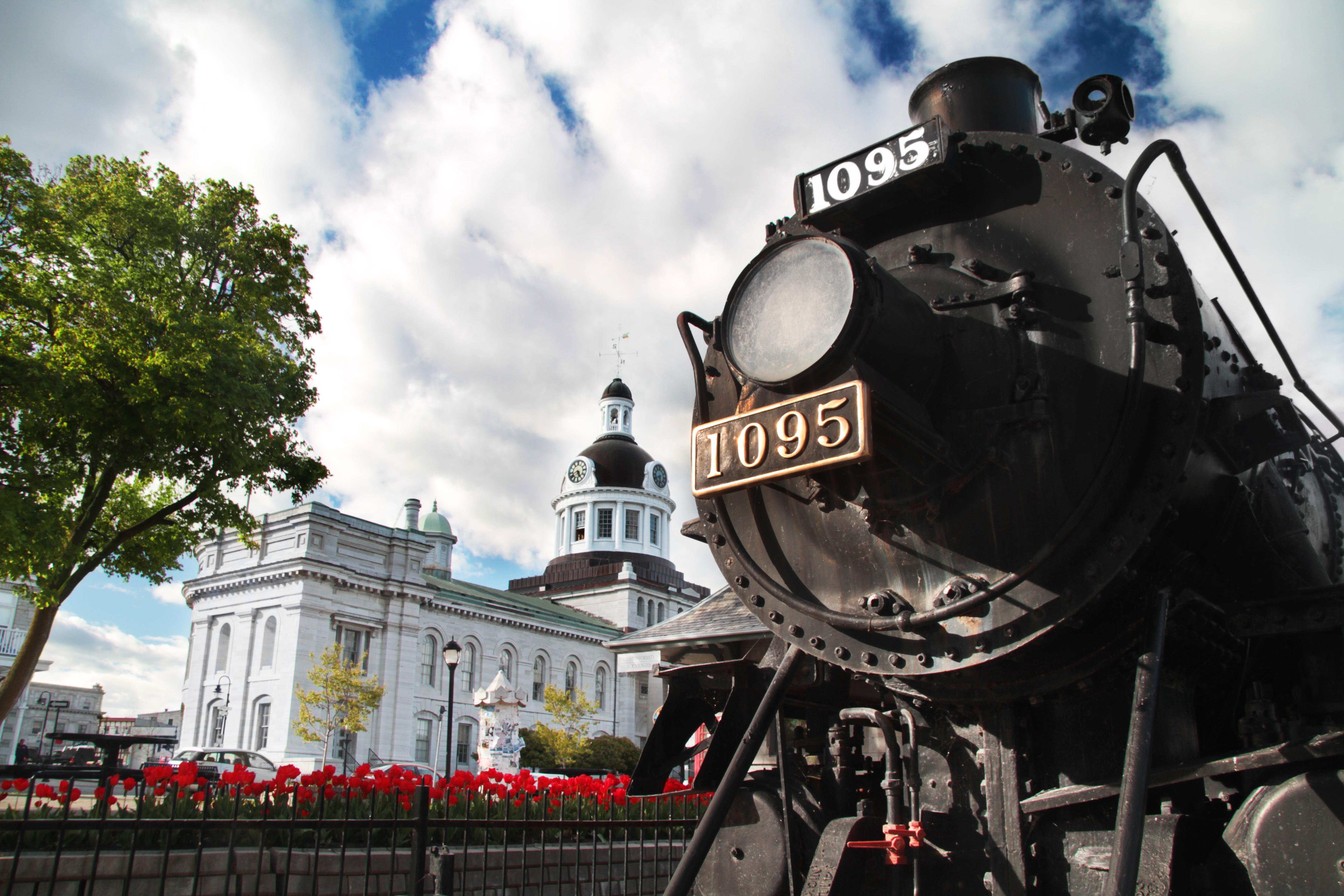 Historic Downtown Kingston Walking Tour with Local Storyteller