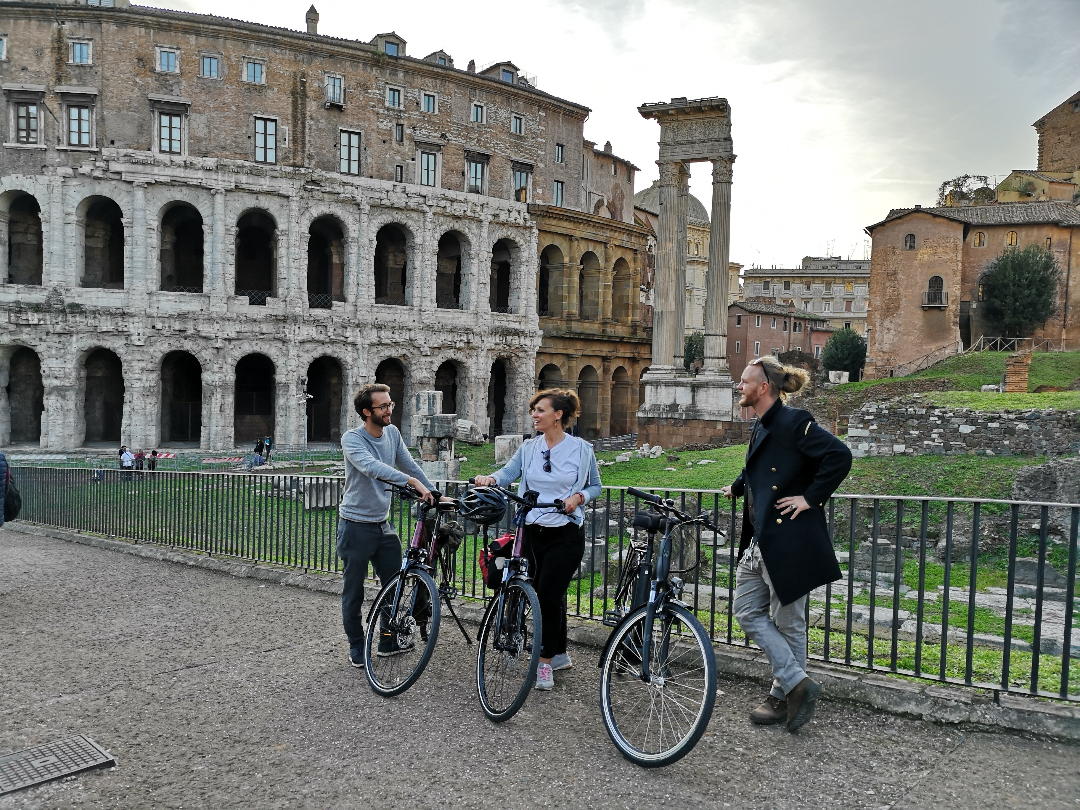 Rome After Dark: Small-Group E-Bike Evening Tour