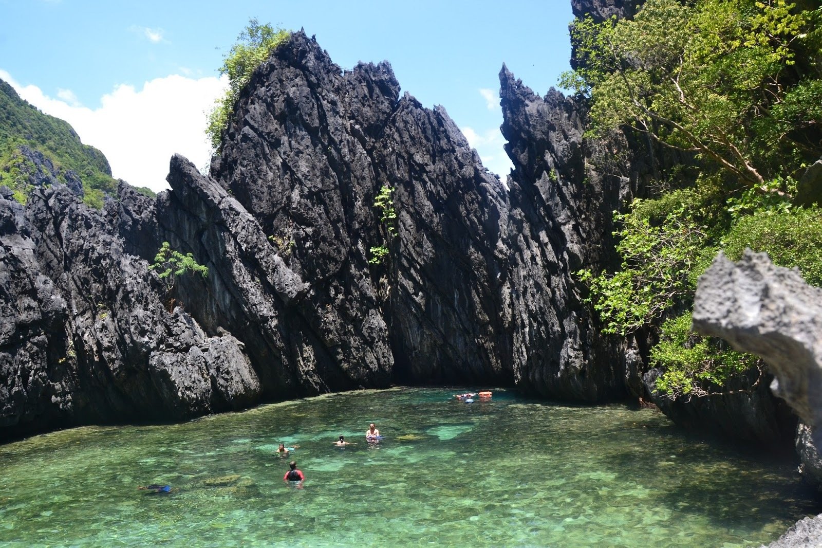 El Nido Island Hopping Tour C: Hidden Beaches & Matinloc Shrine