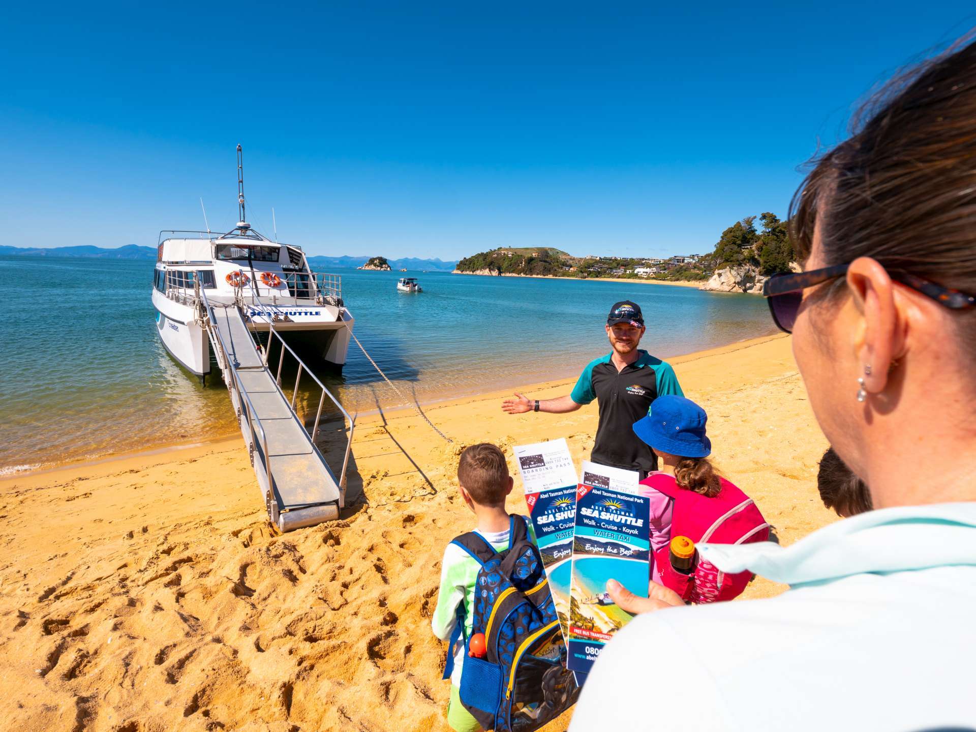 Abel Tasman National Full Park Scenic Cruise