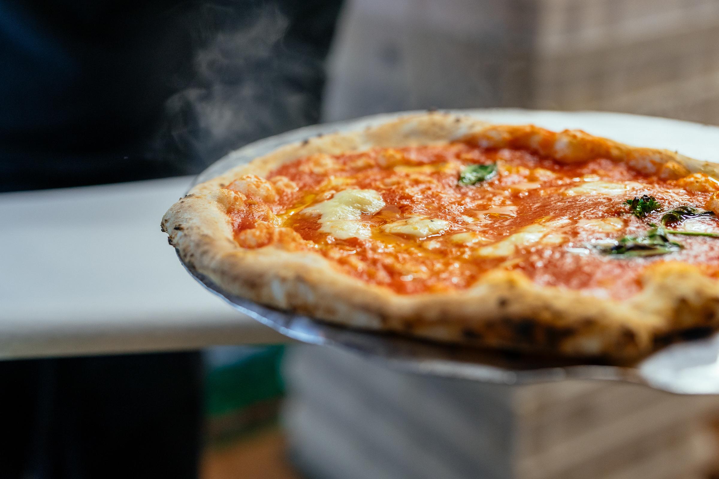 Naples: Private Food Tour – 10 Tastings with Locals