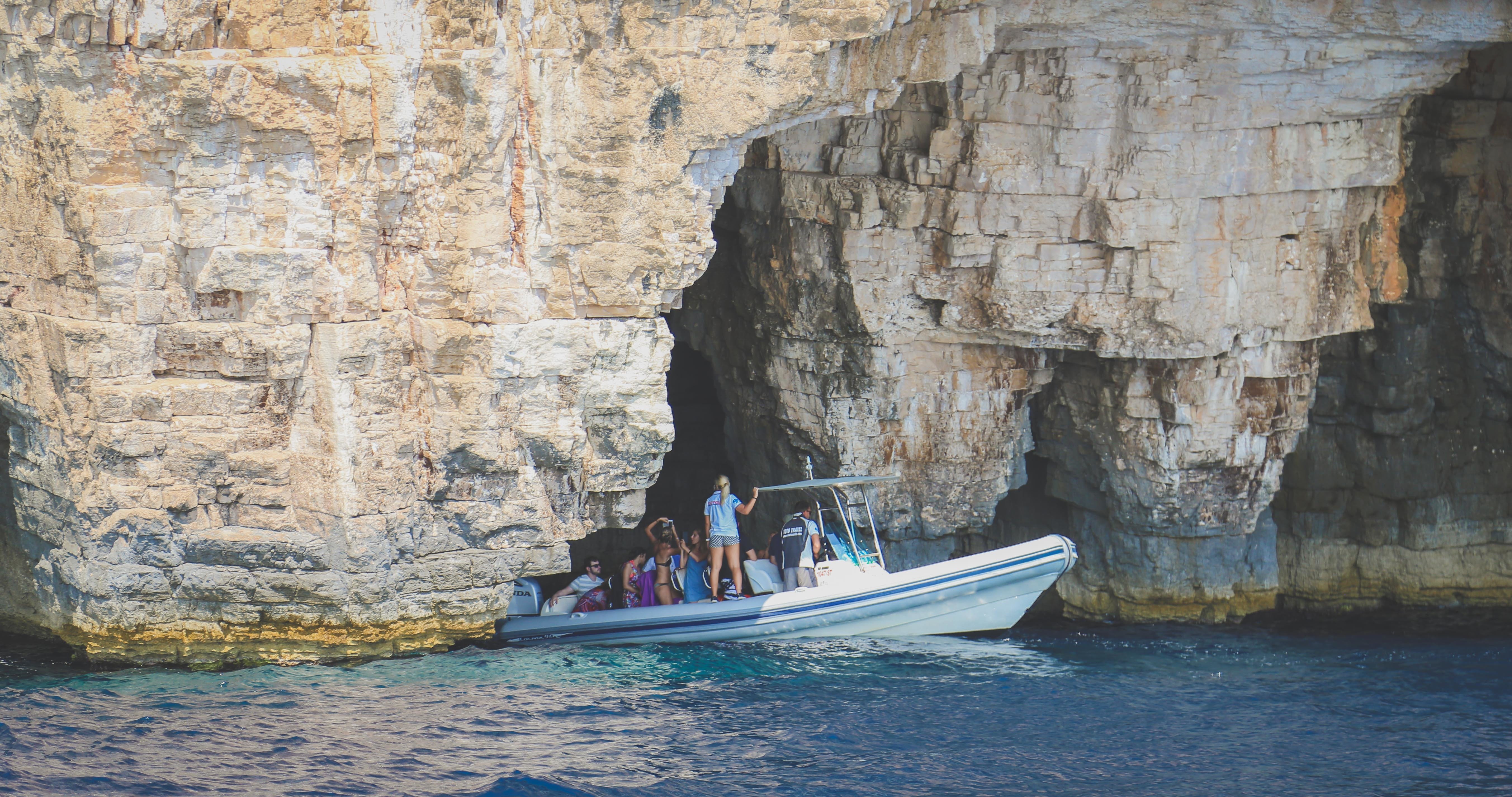 Split: 5 Islands Speedboat Adventure & Blue Cave