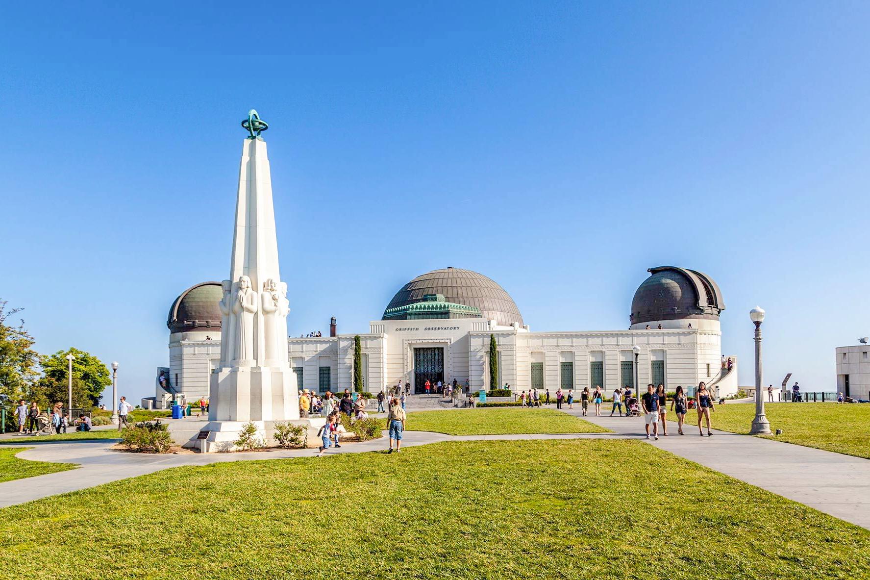 Hollywood open-air bus tour in Los Angeles — image 6