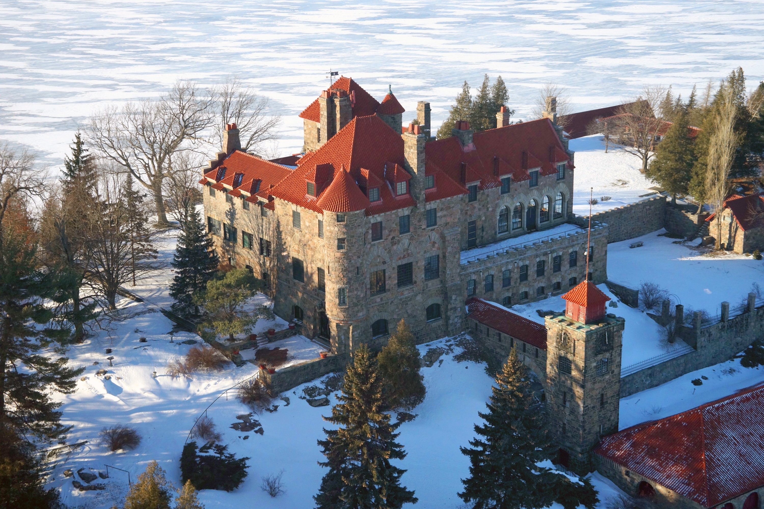 1000 Islands helicopter tour — aerial view of the St. Lawrence River — image 14