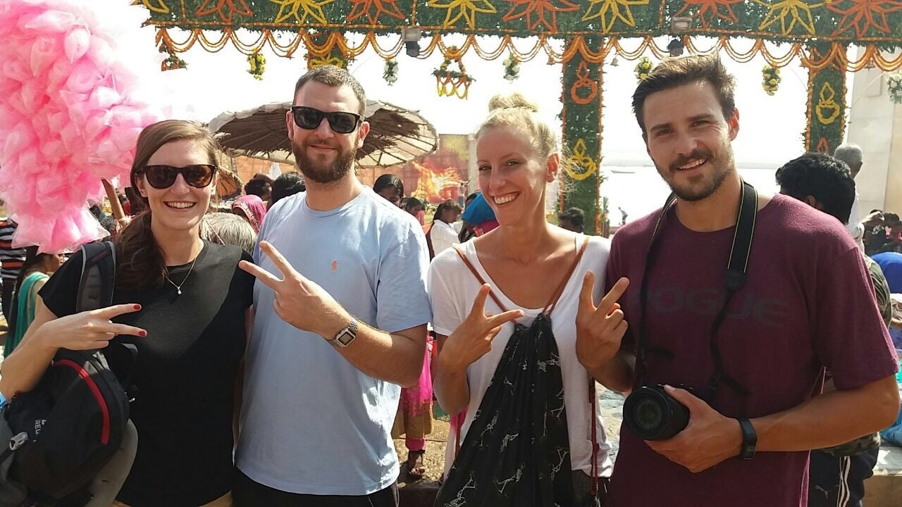 Udaipur Guided Ghat Walk & Lake Pichola Boat Tour