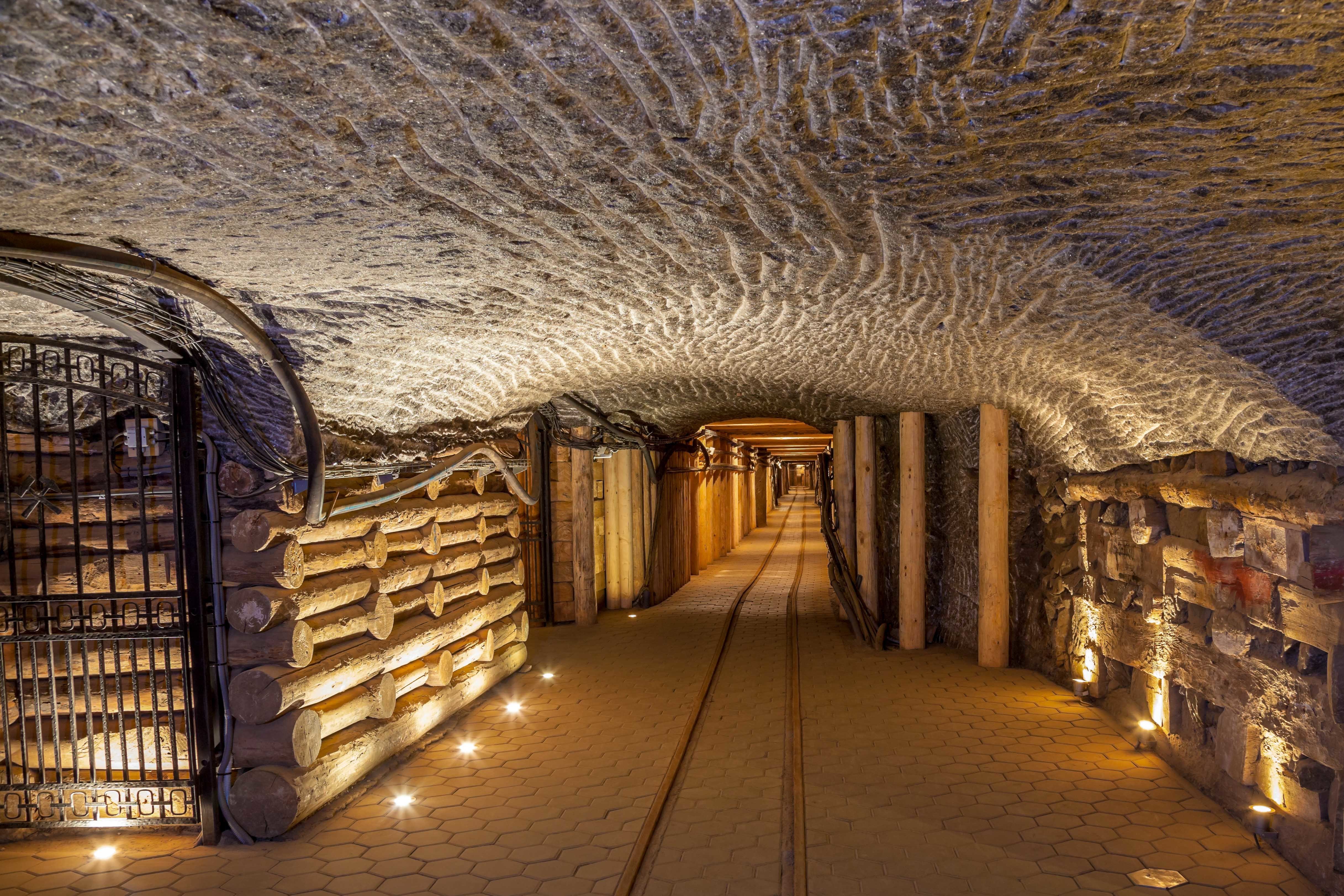 Wieliczka Salt Mine tour from Kraków — the UNESCO Tourist Route underground — image 6