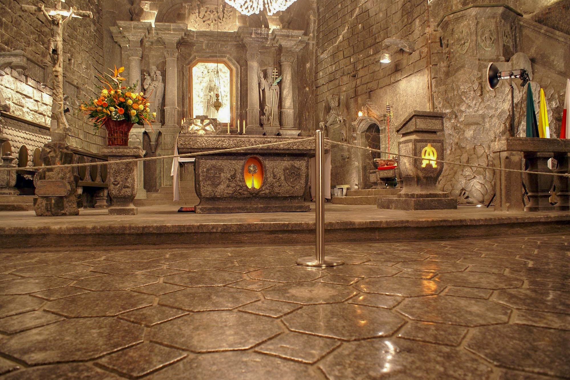 Wieliczka Salt Mine tour from Kraków — the UNESCO Tourist Route underground — image 8
