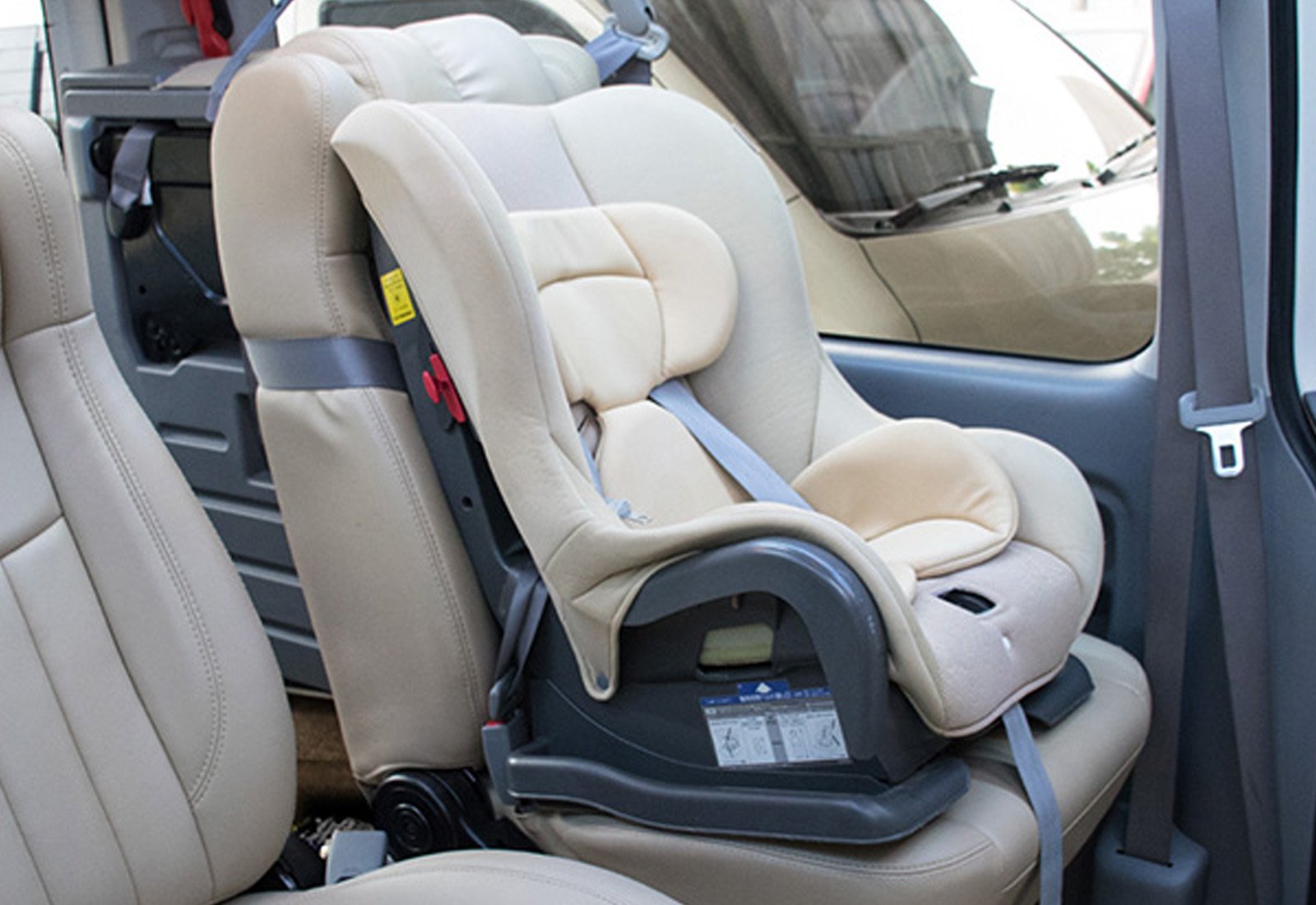Private Airport Transfer: Bangkok to Pattaya, Hua Hin & Beyond