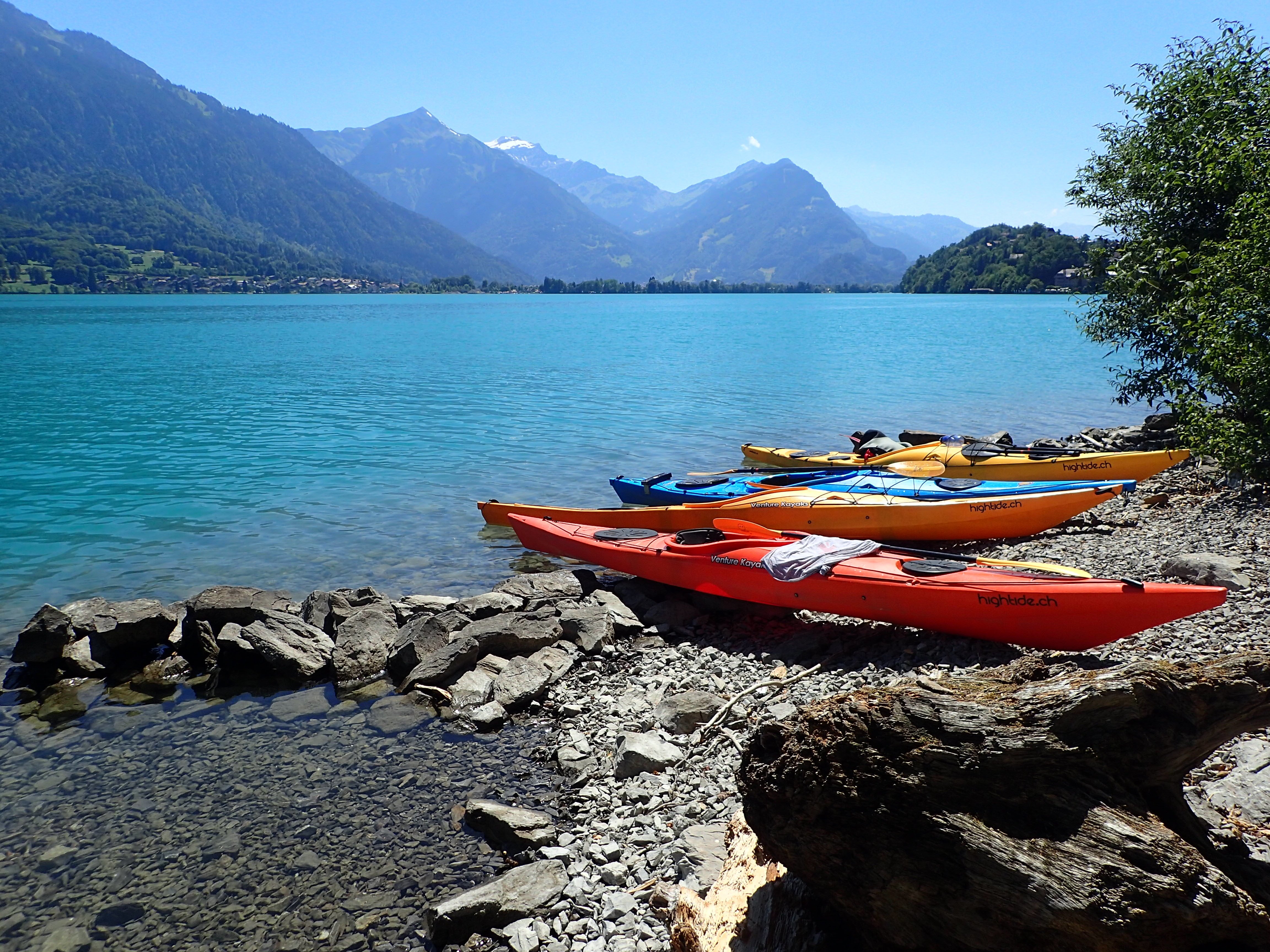 Interlaken: Guided Lake Brienz Turquoise Kayaking Tour