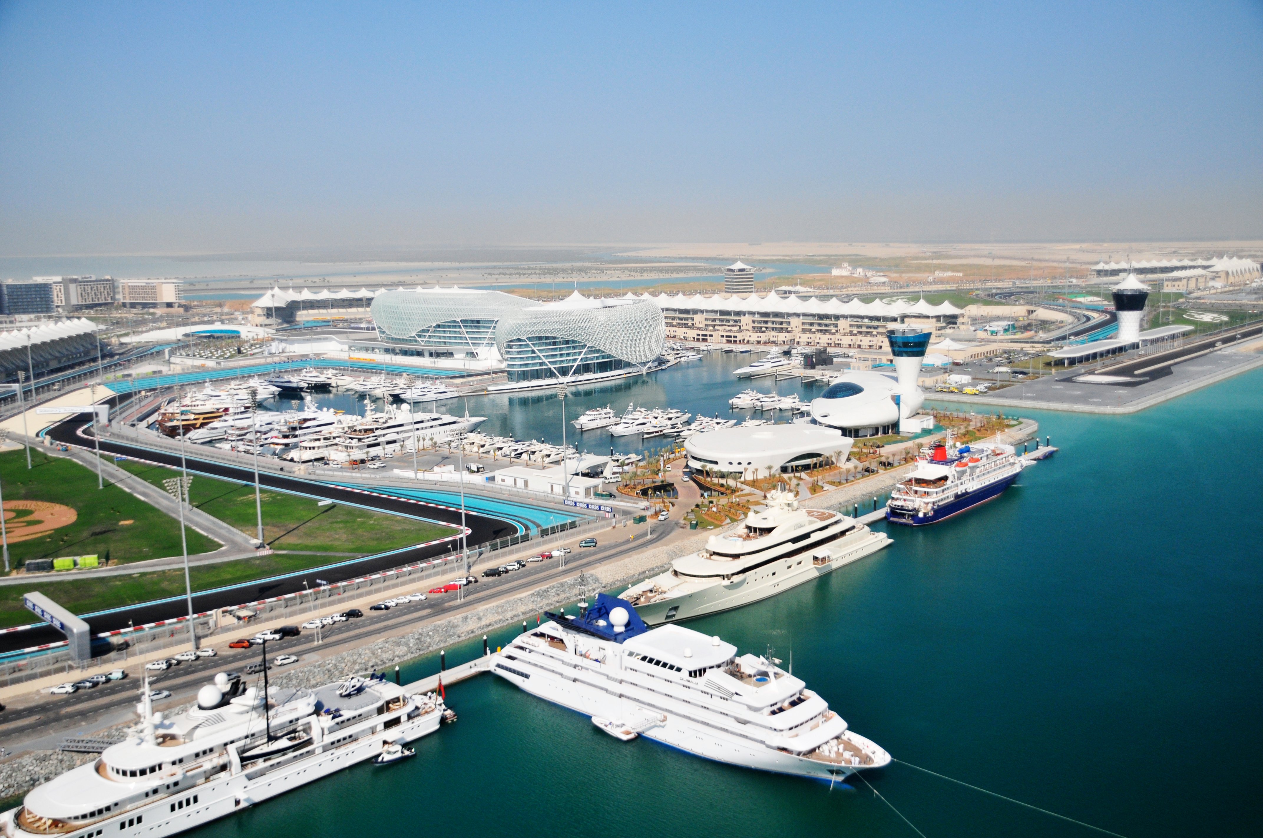 Yas Marina Circuit: Behind-the-Scenes F1 Guided Tour