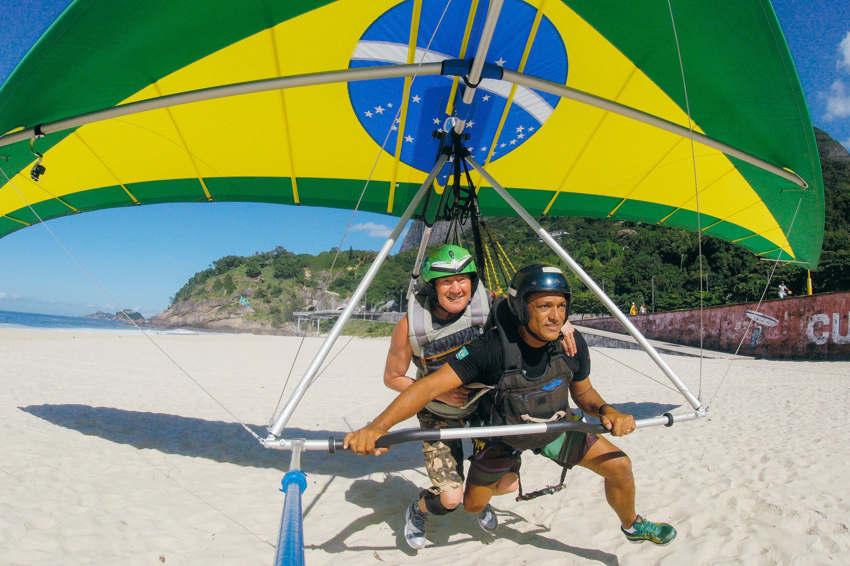 Rio de Janeiro Tandem Hang Gliding Experience