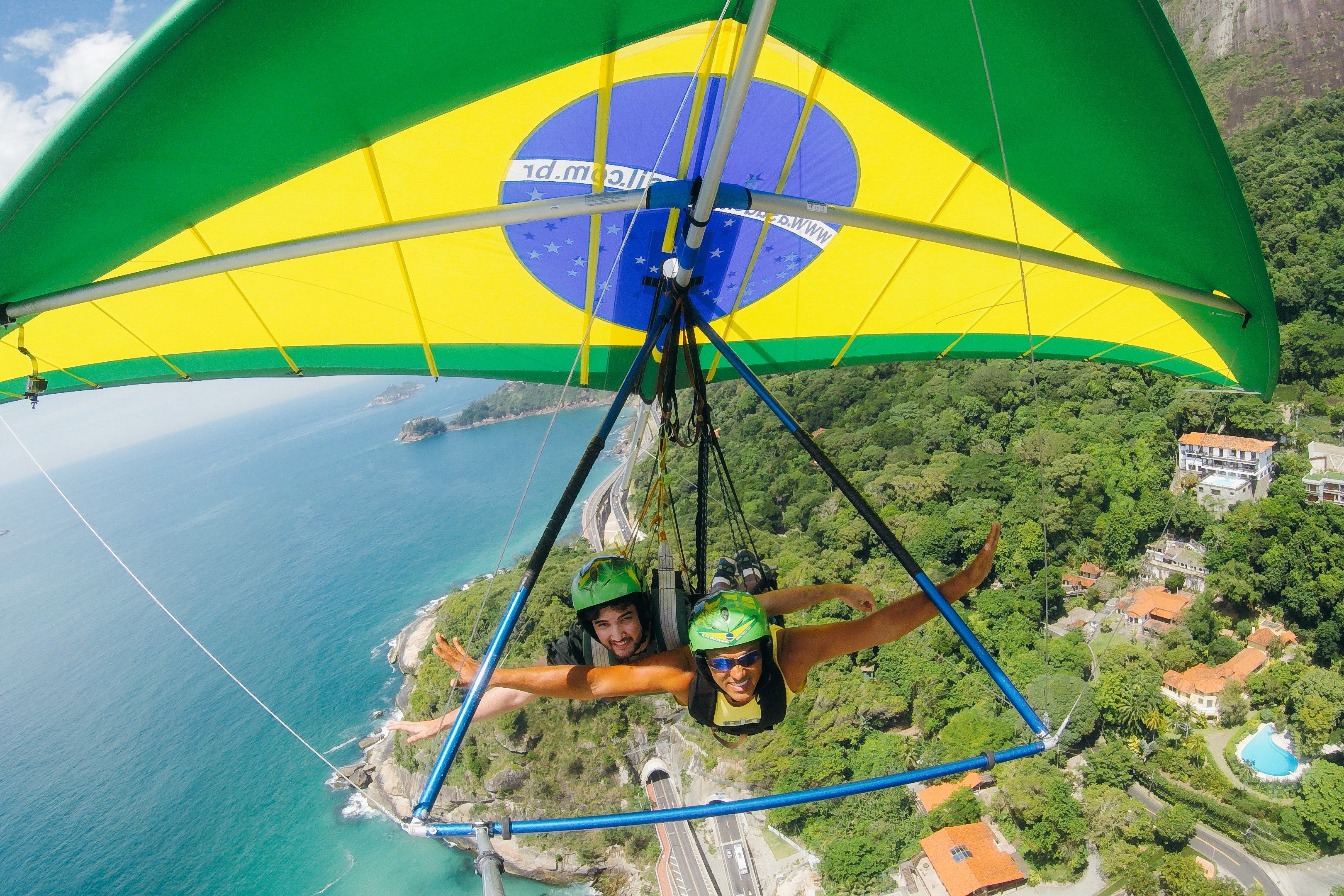 Rio de Janeiro Tandem Hang Gliding Experience