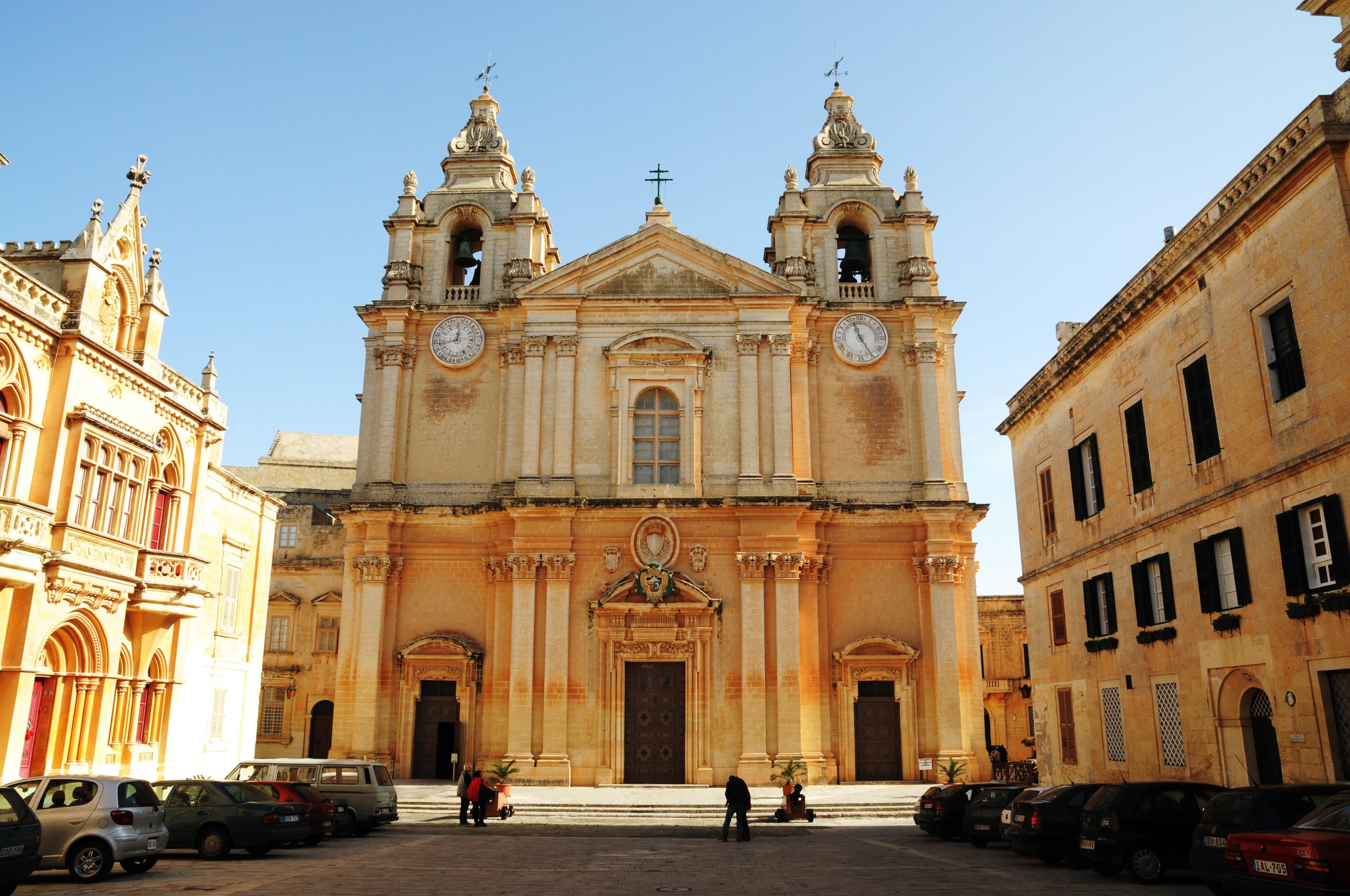 Historic Mdina, Rabat & San Anton Gardens Guided Tour