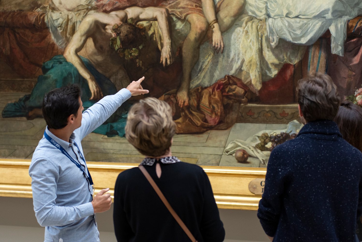 Louvre Semi-Private Tour with Entry Tickets – Max 6 Guests