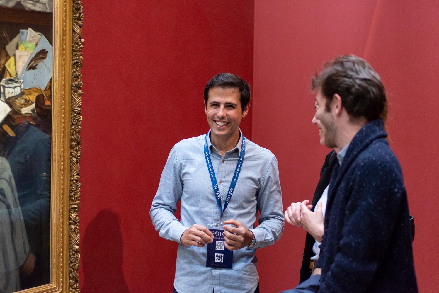 Louvre Semi-Private Tour with Entry Tickets – Max 6 Guests