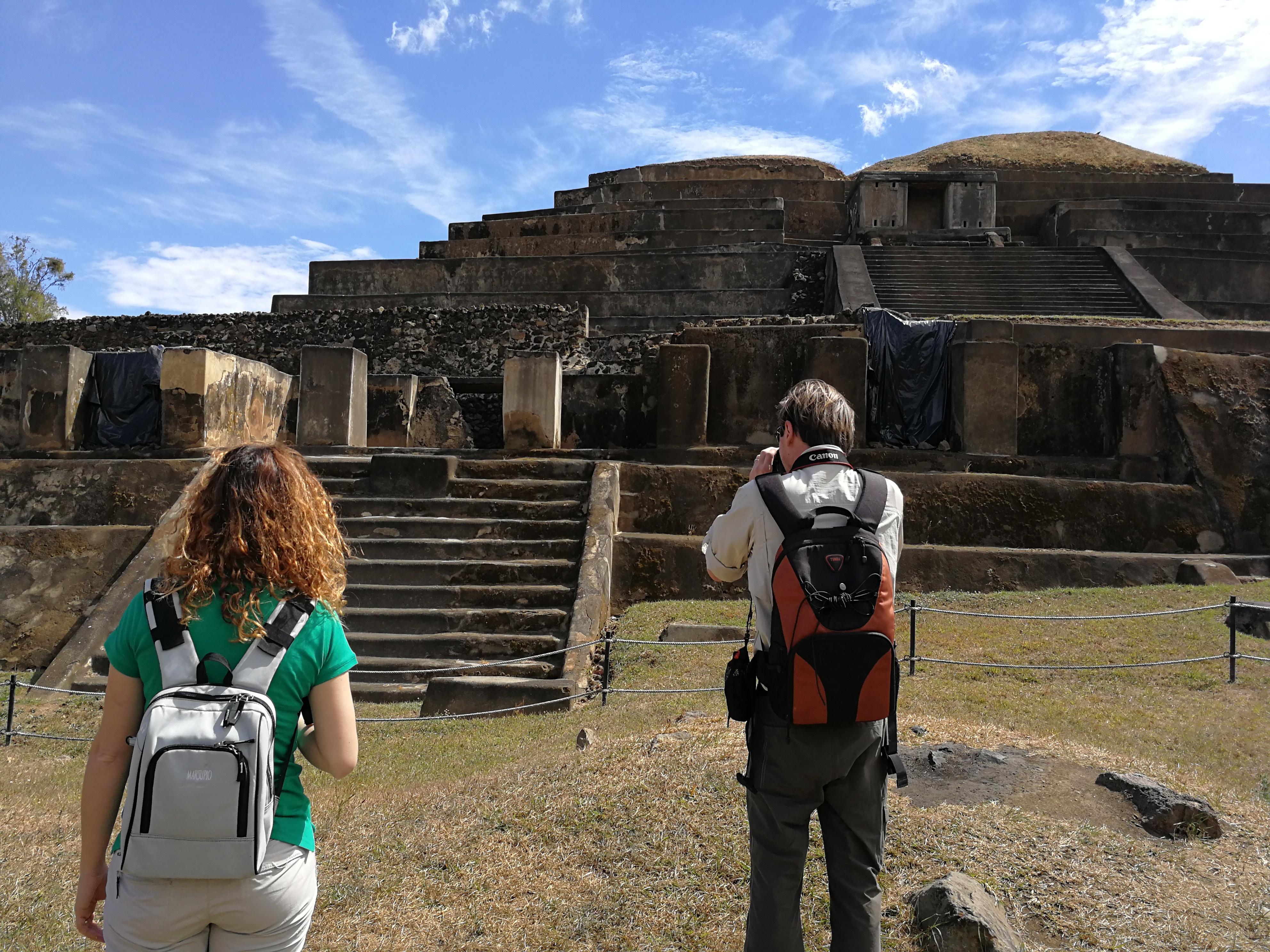 Mayan Heritage Archaeological Tour from San Salvador