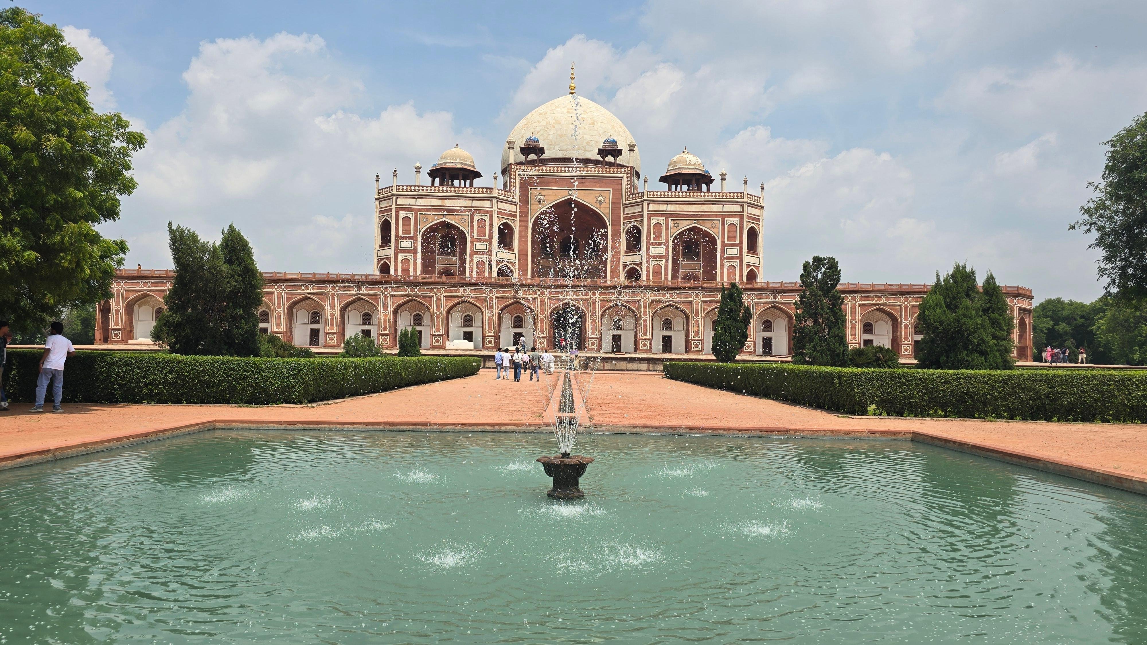 Customizable Delhi Airport Layover Private Tour