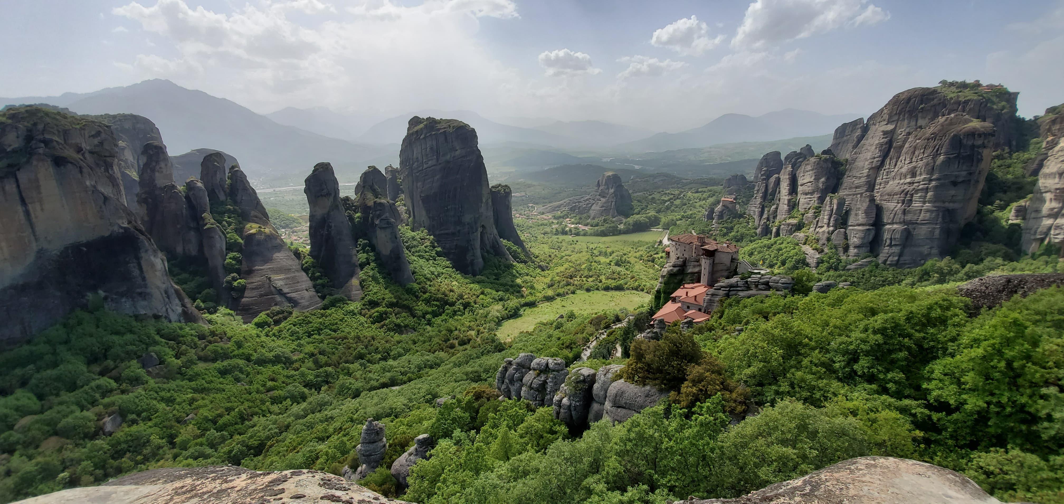 From Athens: Meteora Caves & Monasteries Day Trip by Train