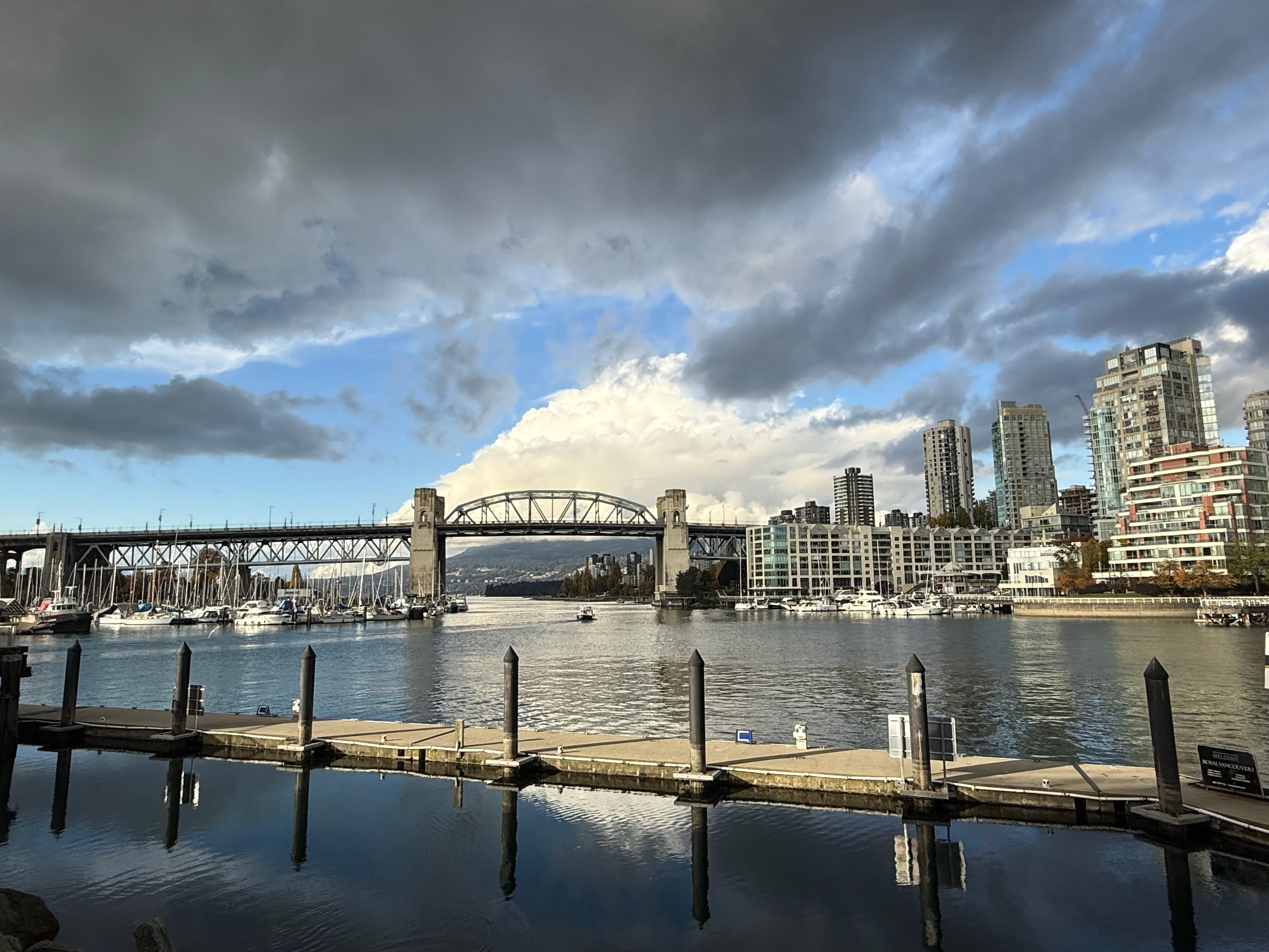 Vancouver Highlights: Private Car Tour of City Landmarks