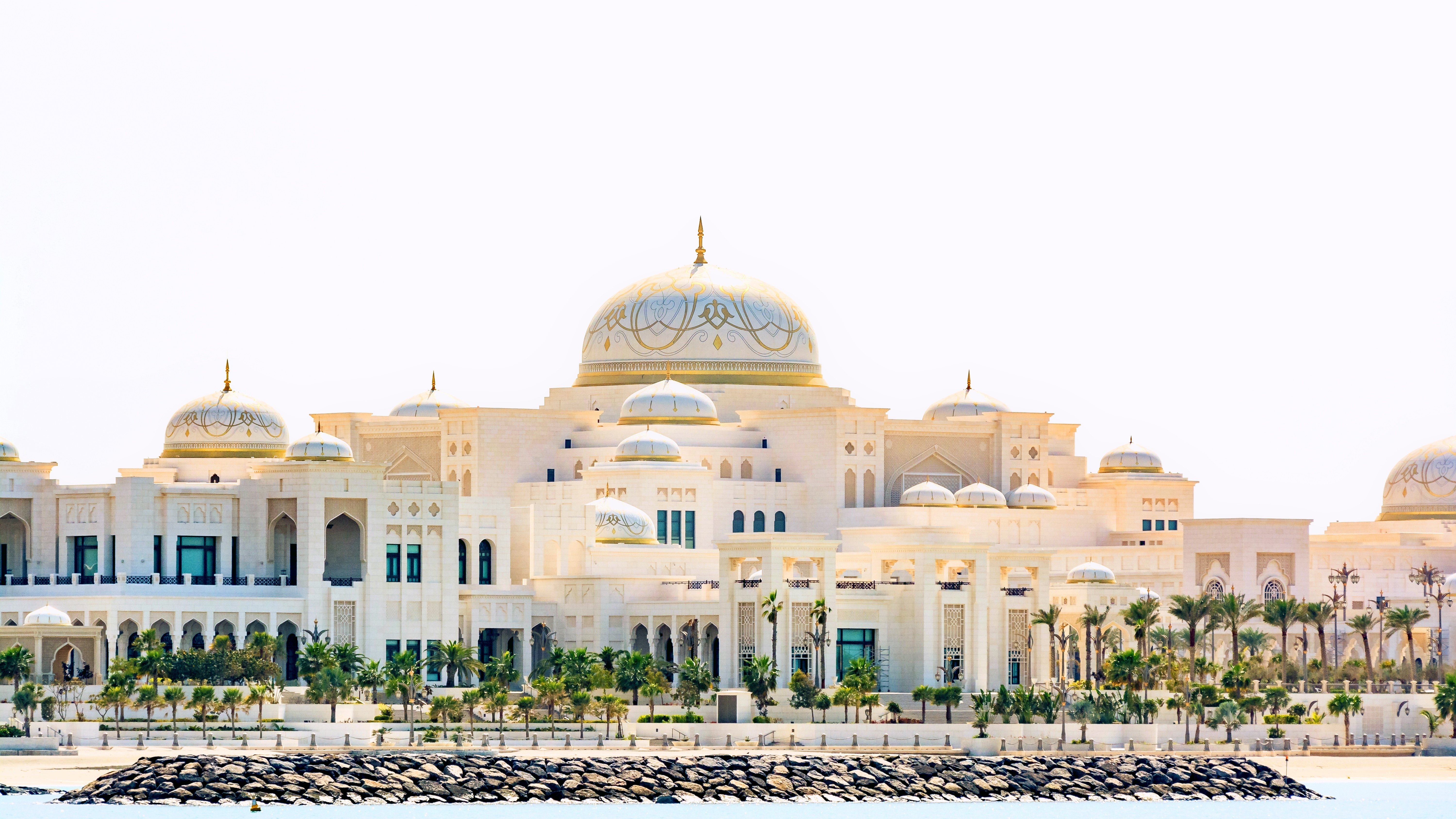 Abu Dhabi Day Trip from Dubai: Grand Mosque, Presidential Palace & More