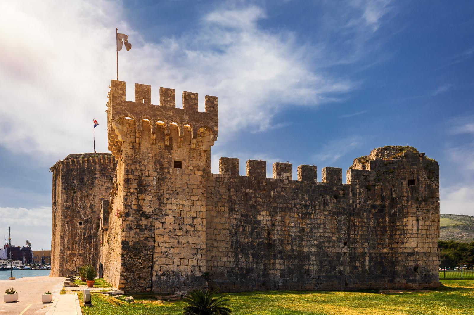 Split to Krka Waterfalls & Trogir UNESCO Tour