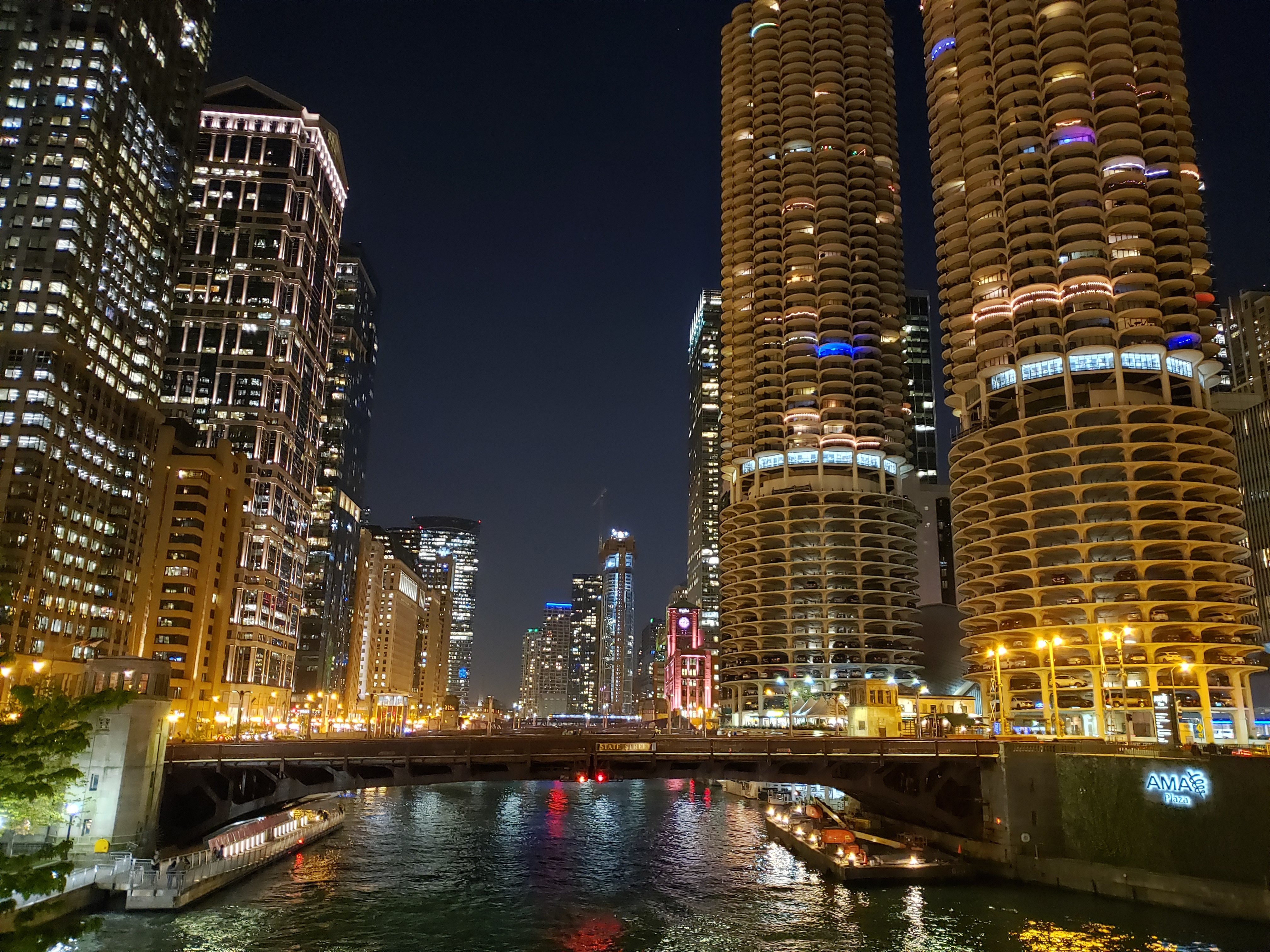 Chicago by Night River and Lake Cruise