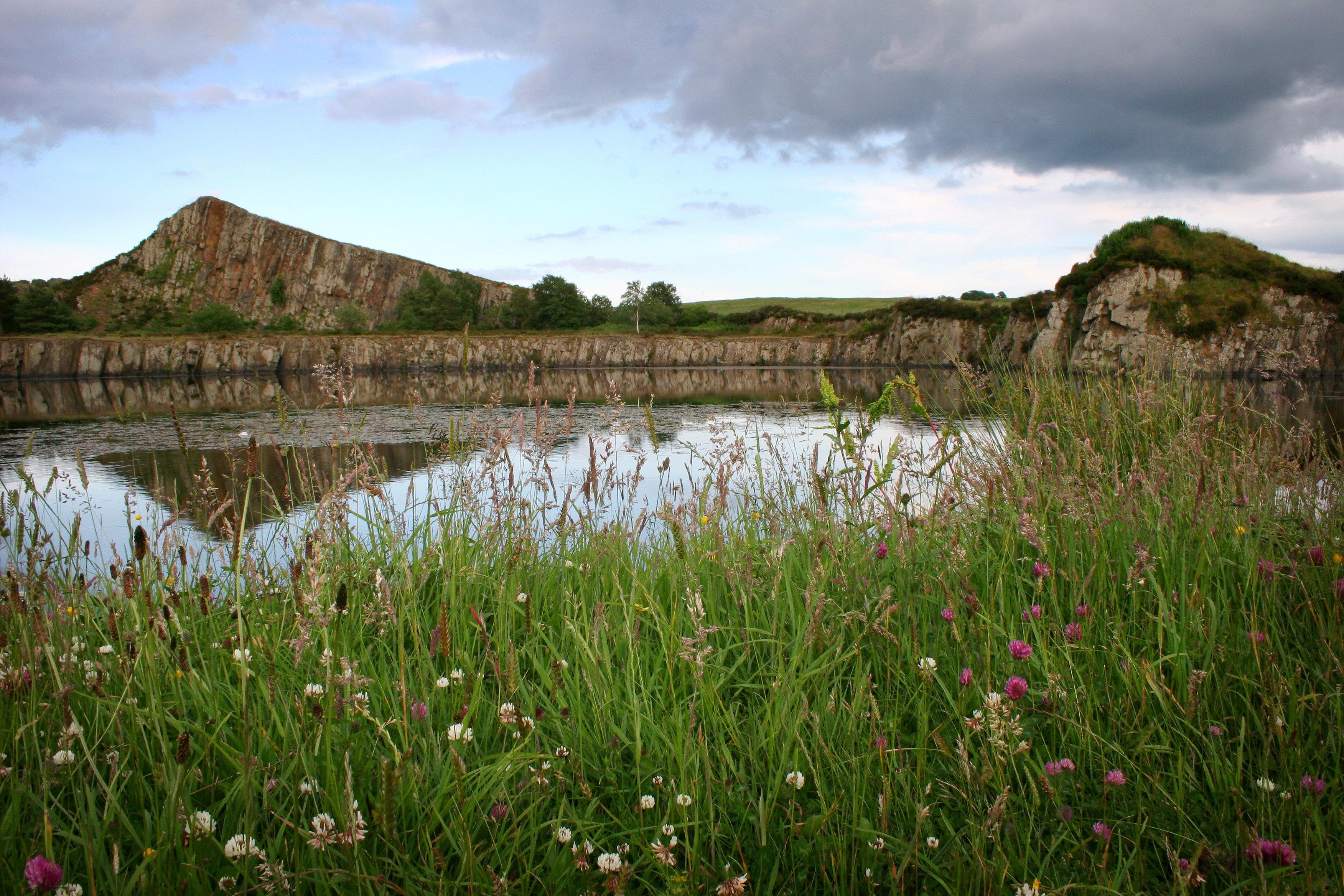 Hadrians Wall tour - Roman wall across the Northumberland crags — image 2