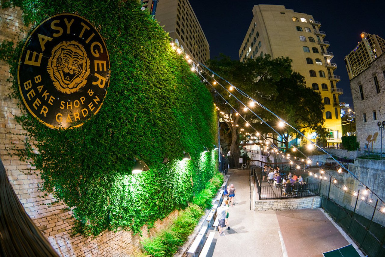 Austin Live Music Pub Crawl