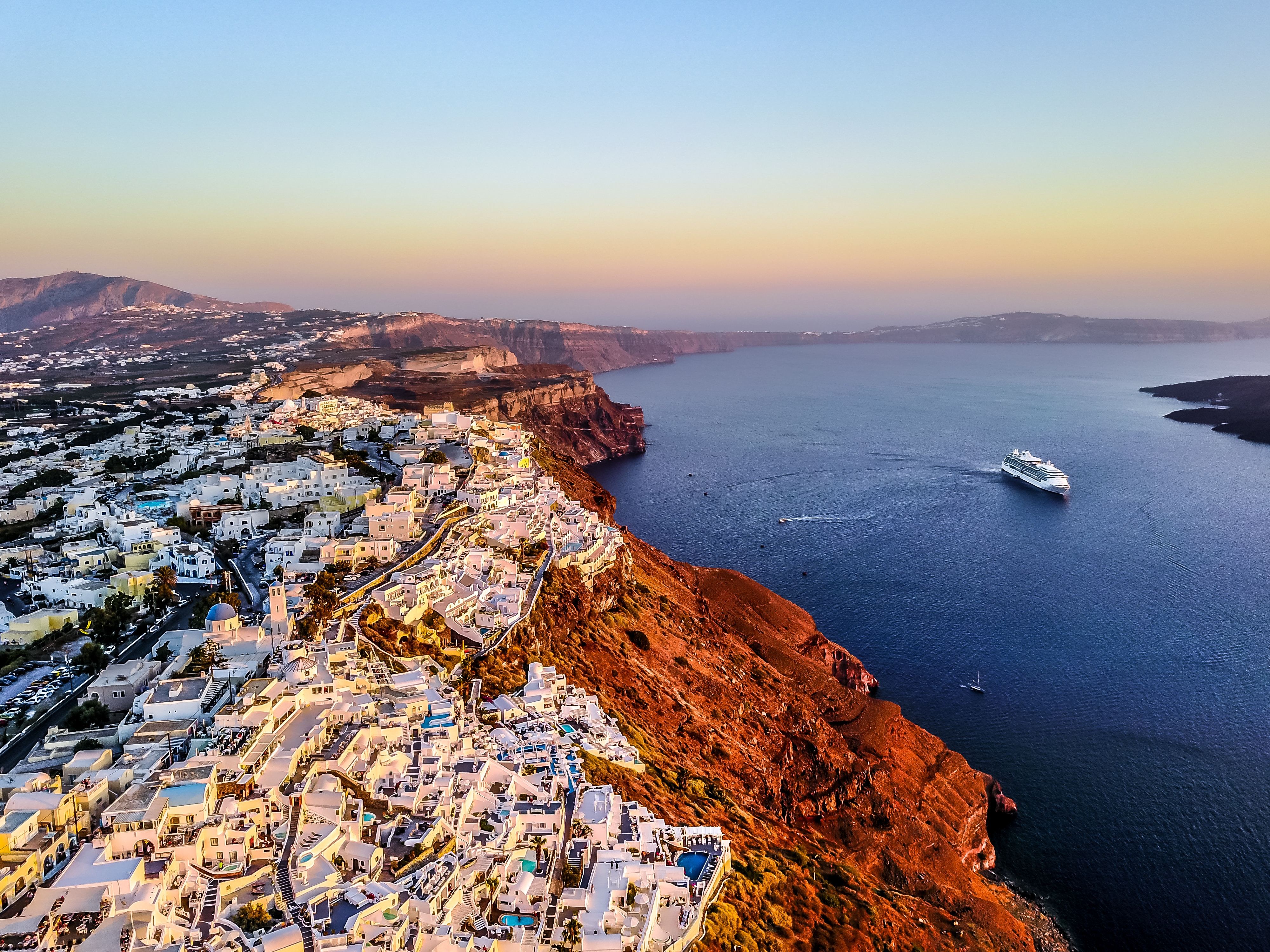 Santorini Day Trip from Rethymno by Speed Ferry