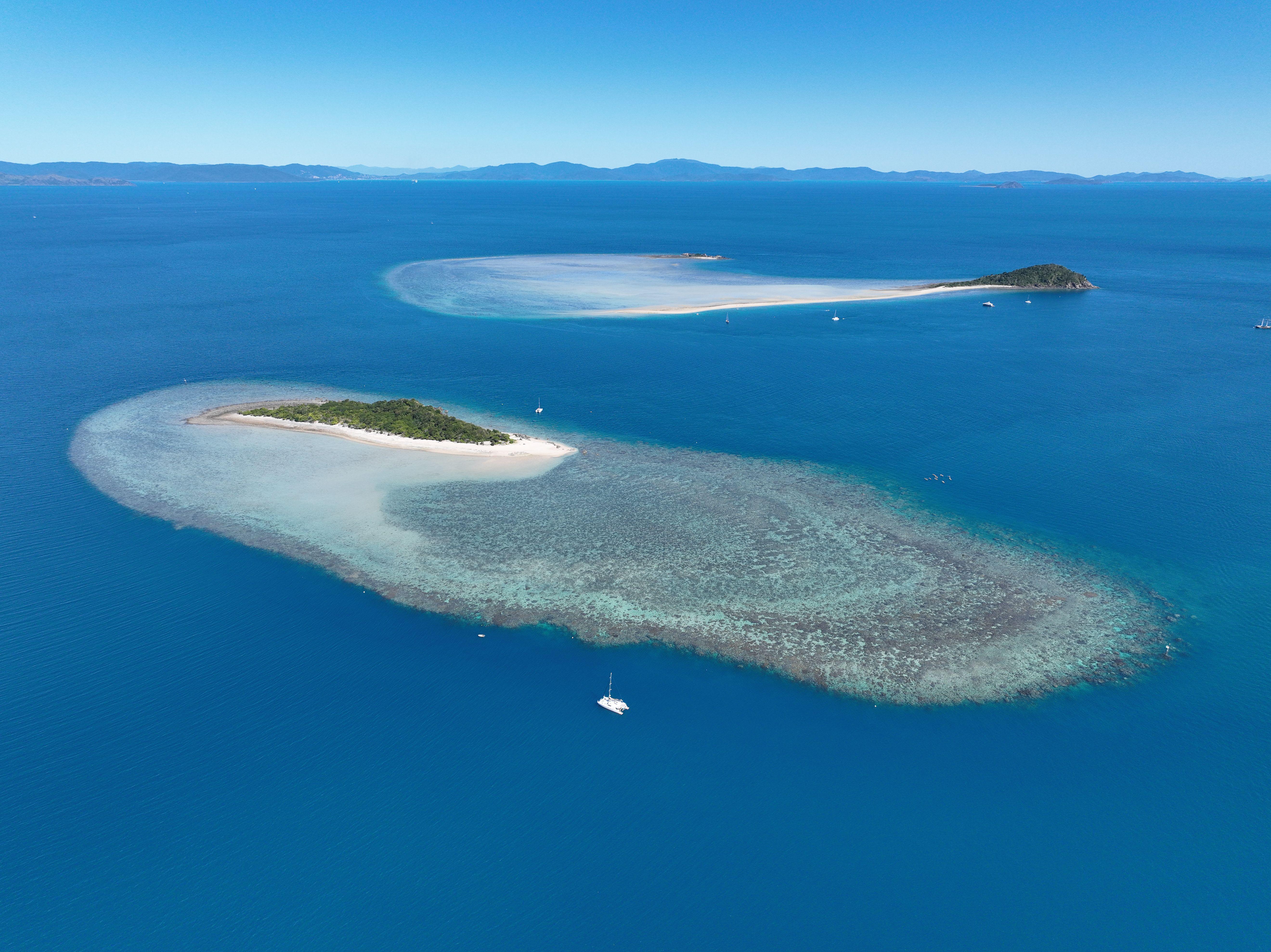 Whitsundays Luxury Catamaran Sail, Snorkel & SUP Day Tour