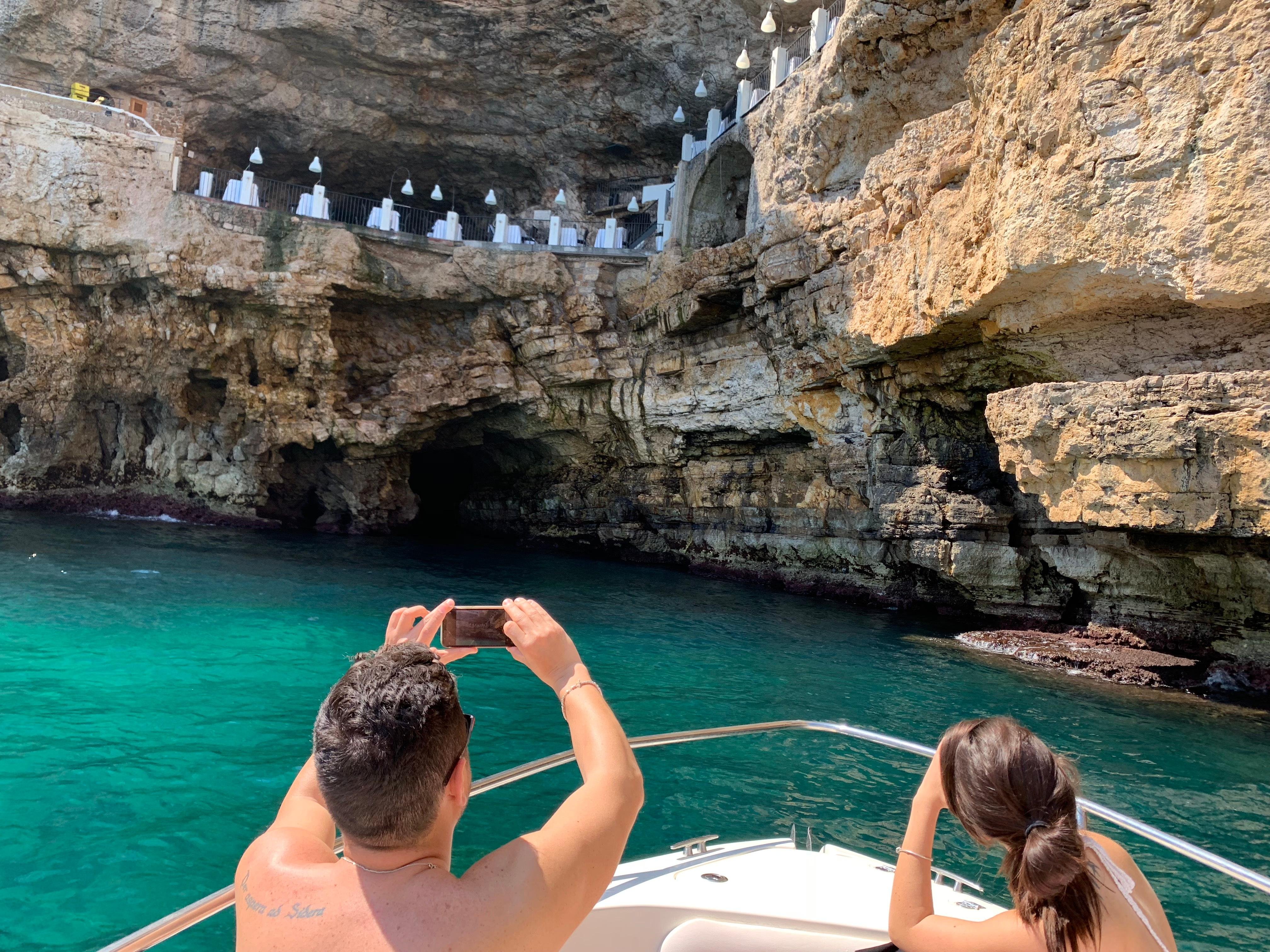Polignano a Mare Coastal Caves Boat Experience with Drinks