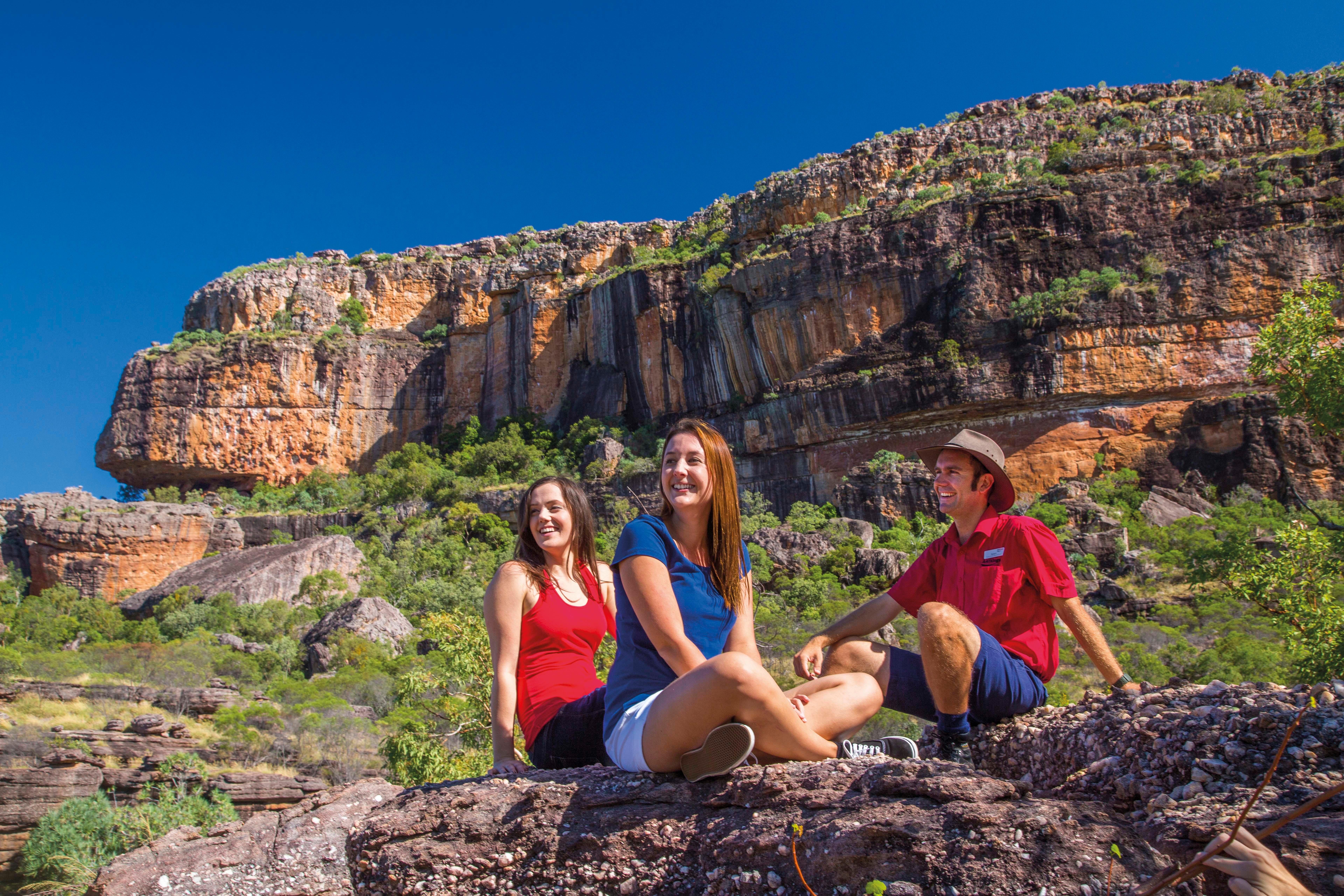 Kakadu & Nourlangie Full-Day Tour with Yellow Water Billabong Cruise