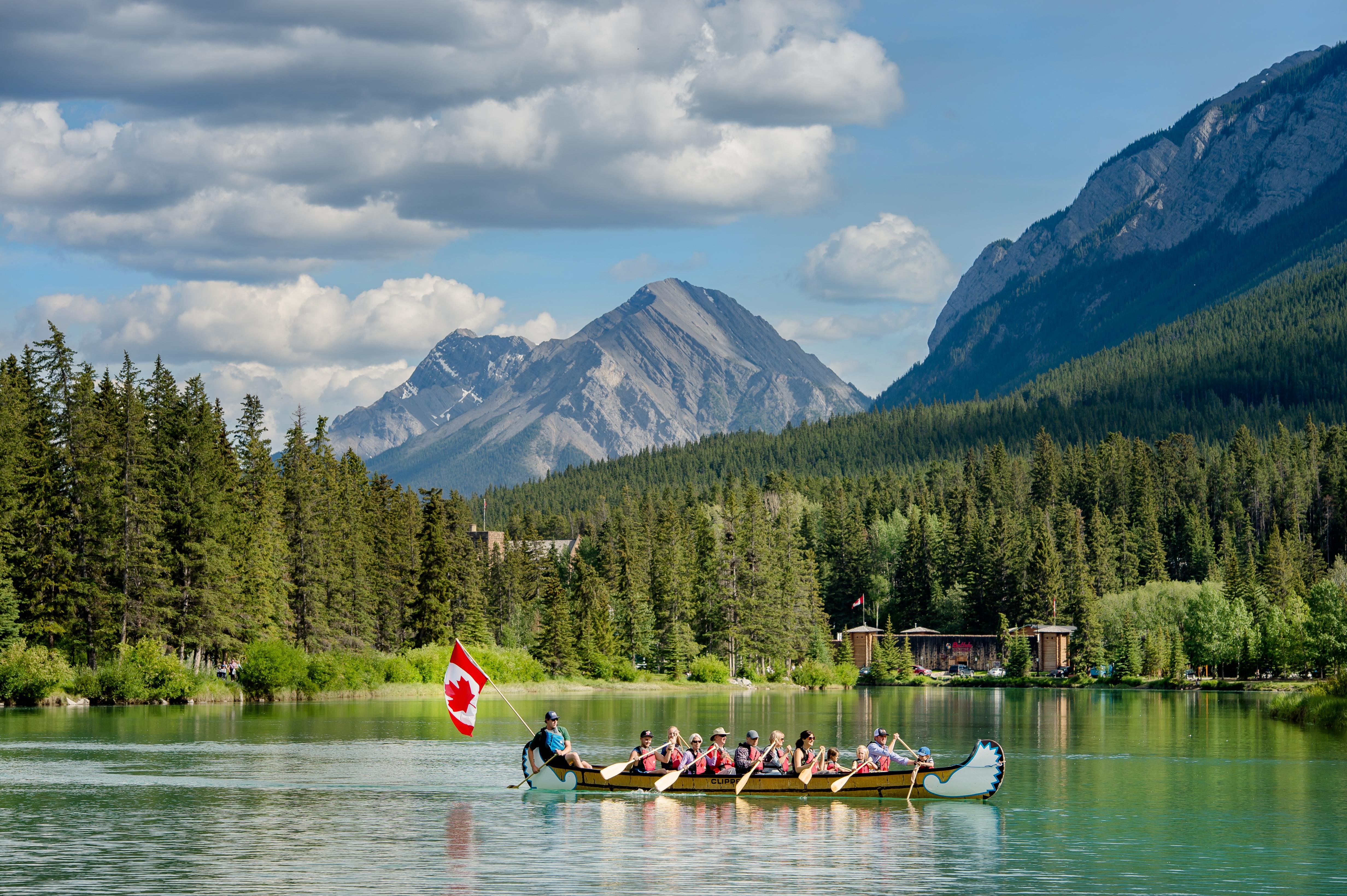 Bow River Wildlife Canoe Adventure