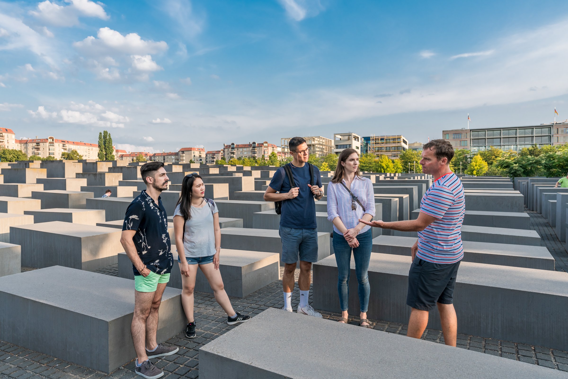Berlin Wall tour — East Side Gallery and the Bernauer Strasse memorial — image 17