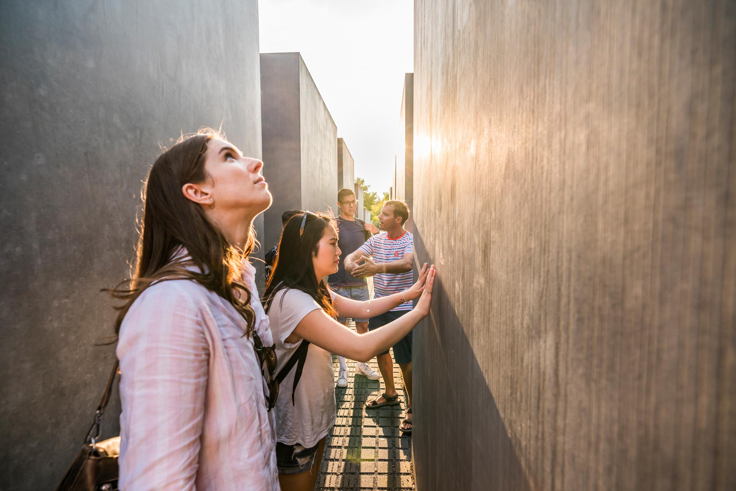 Berlin Wall tour — East Side Gallery and the Bernauer Strasse memorial — image 21