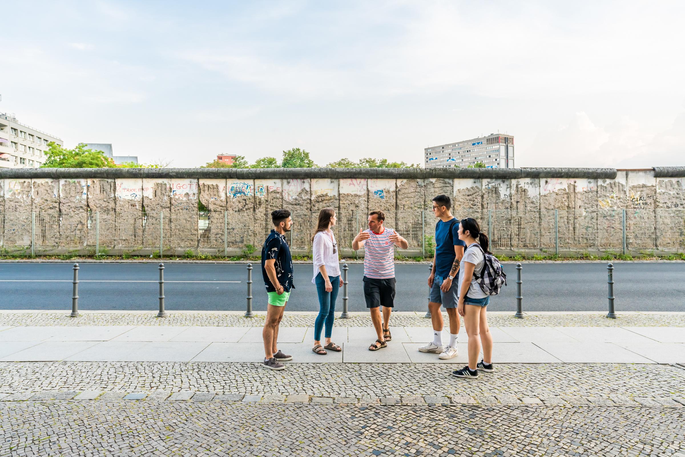 Berlin Wall tour — East Side Gallery and the Bernauer Strasse memorial — image 6