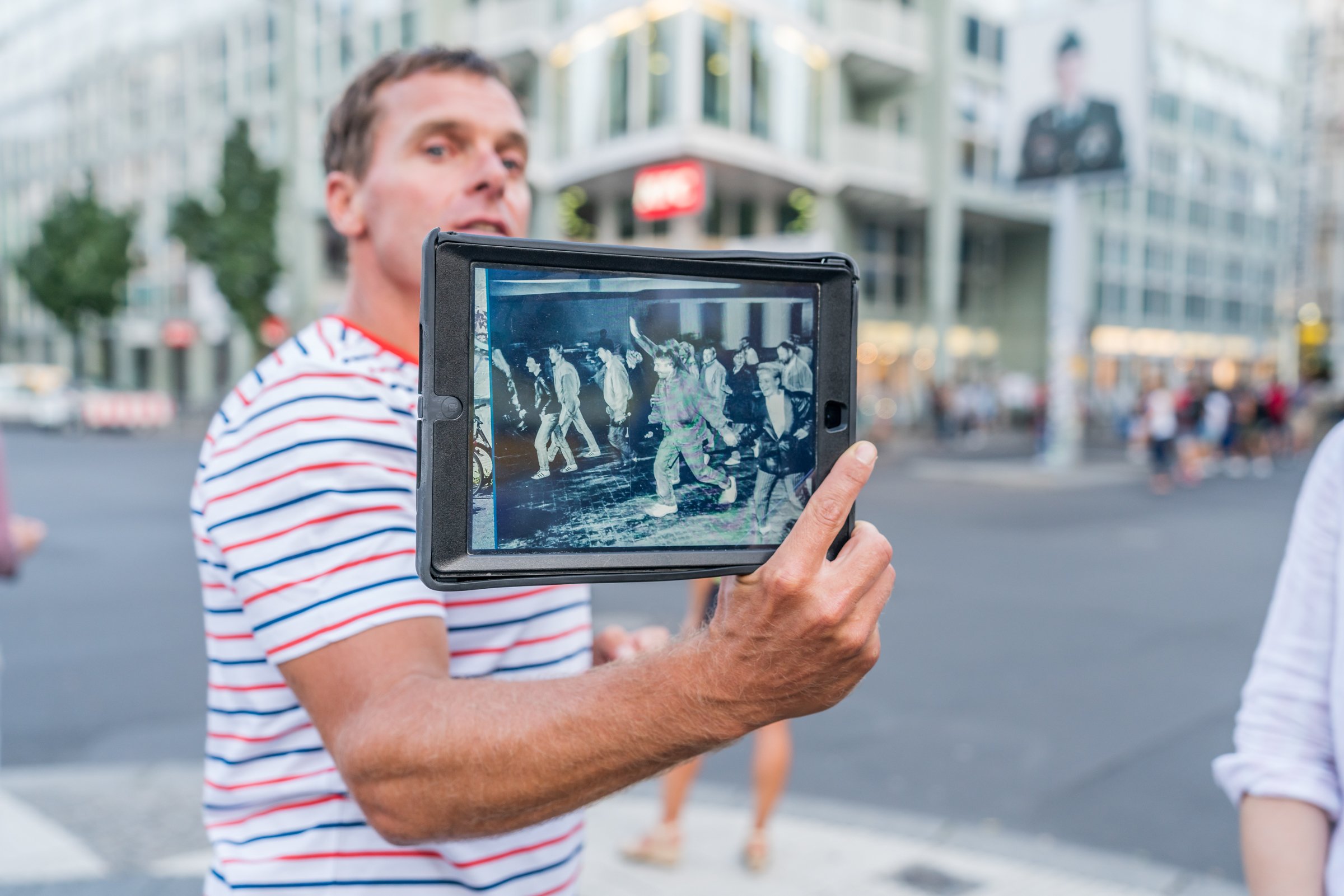 Berlin Wall tour — East Side Gallery and the Bernauer Strasse memorial — image 20