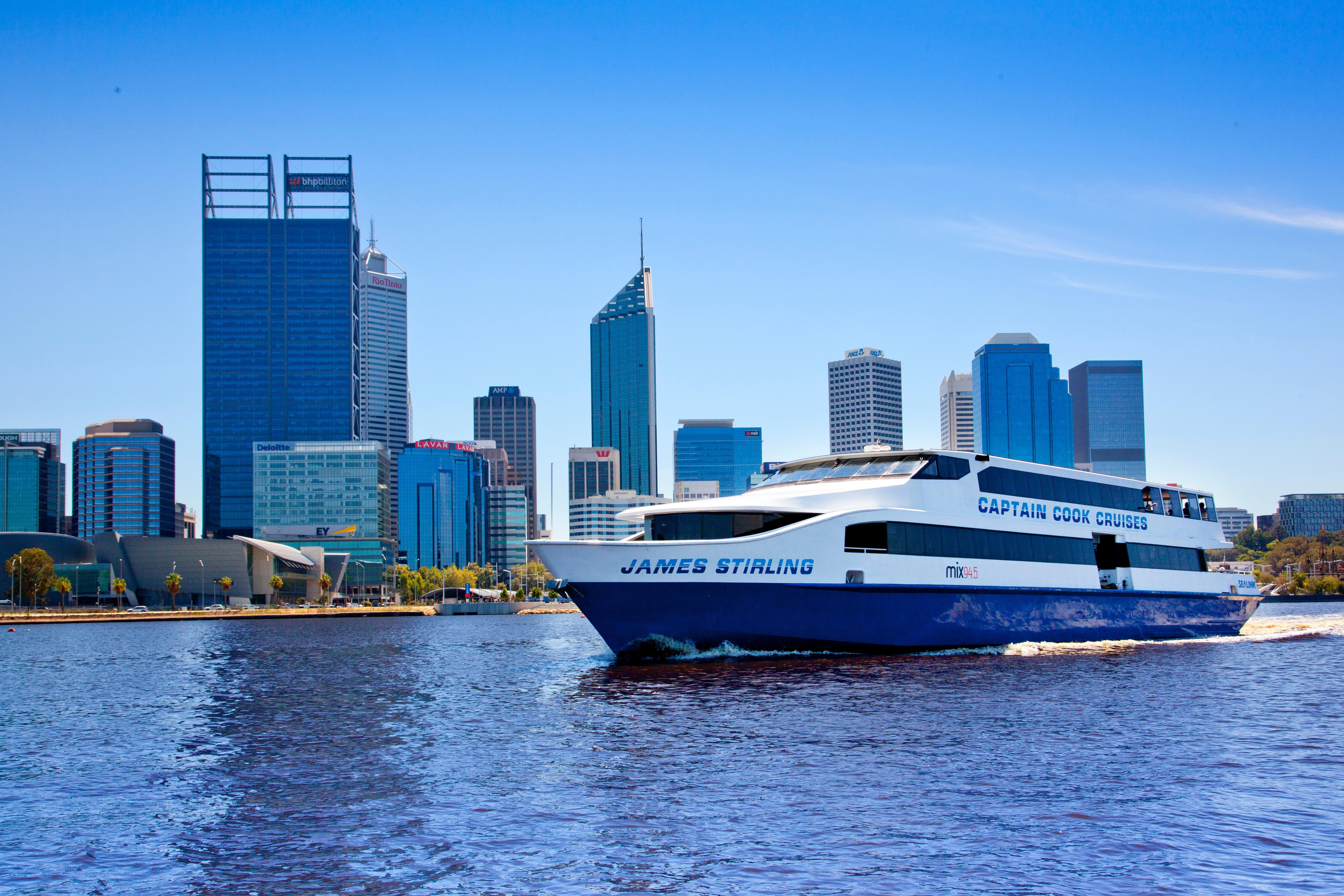 Swan River Buffet Lunch Cruise from Perth