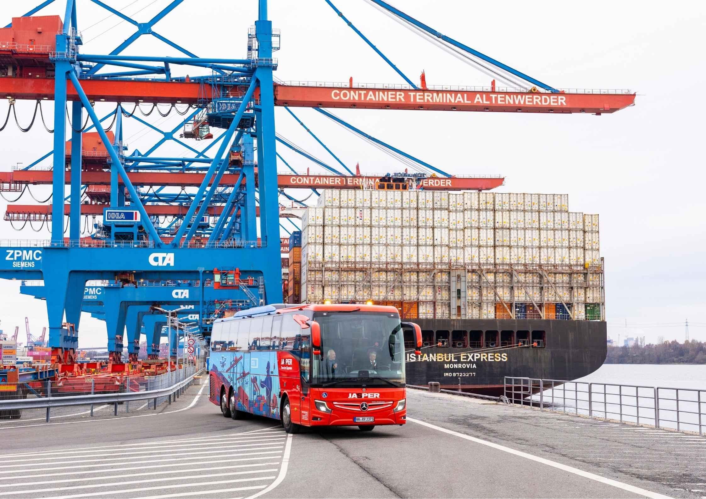 Hamburg: Hafenrundfahrt auf den Containerterminals - Tour der Giganten – 2026 (verifizierte Bewertungen)