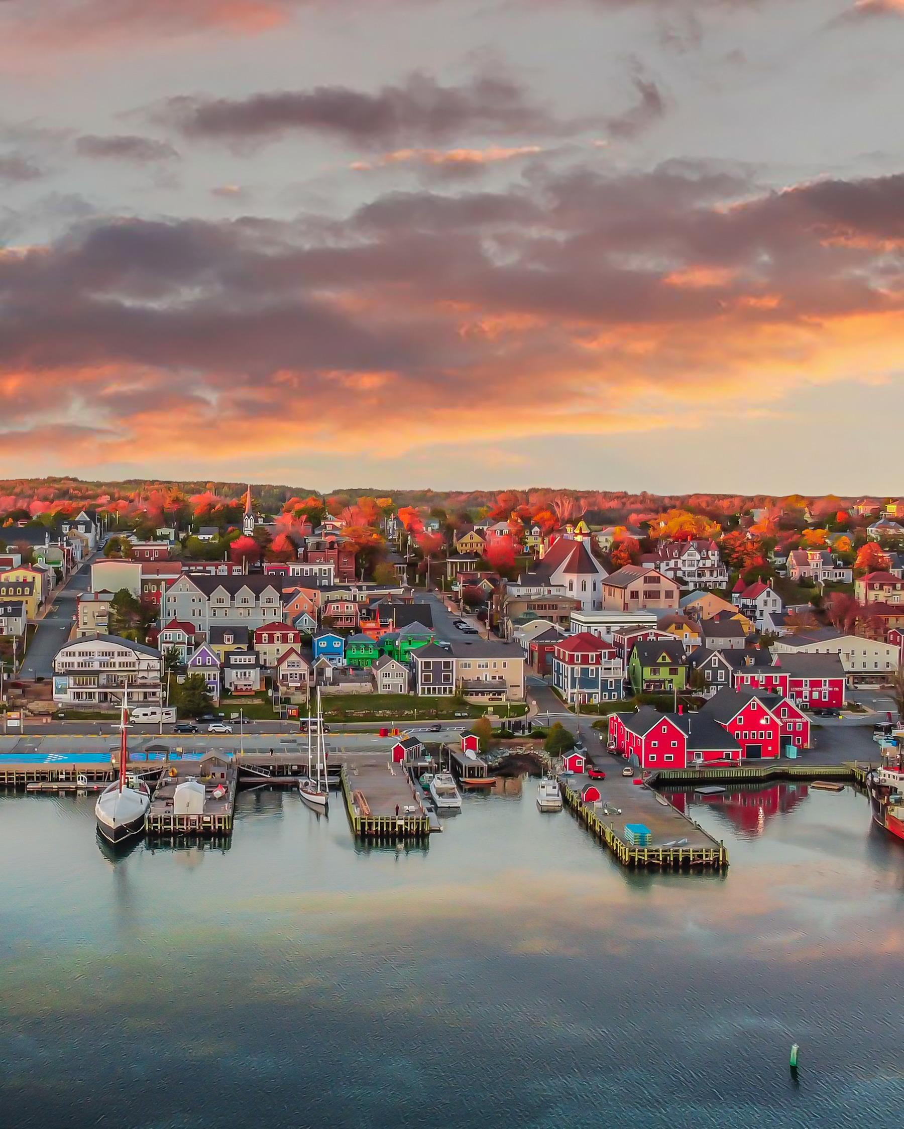 Lunenburg UNESCO Heritage Day Tour from Halifax