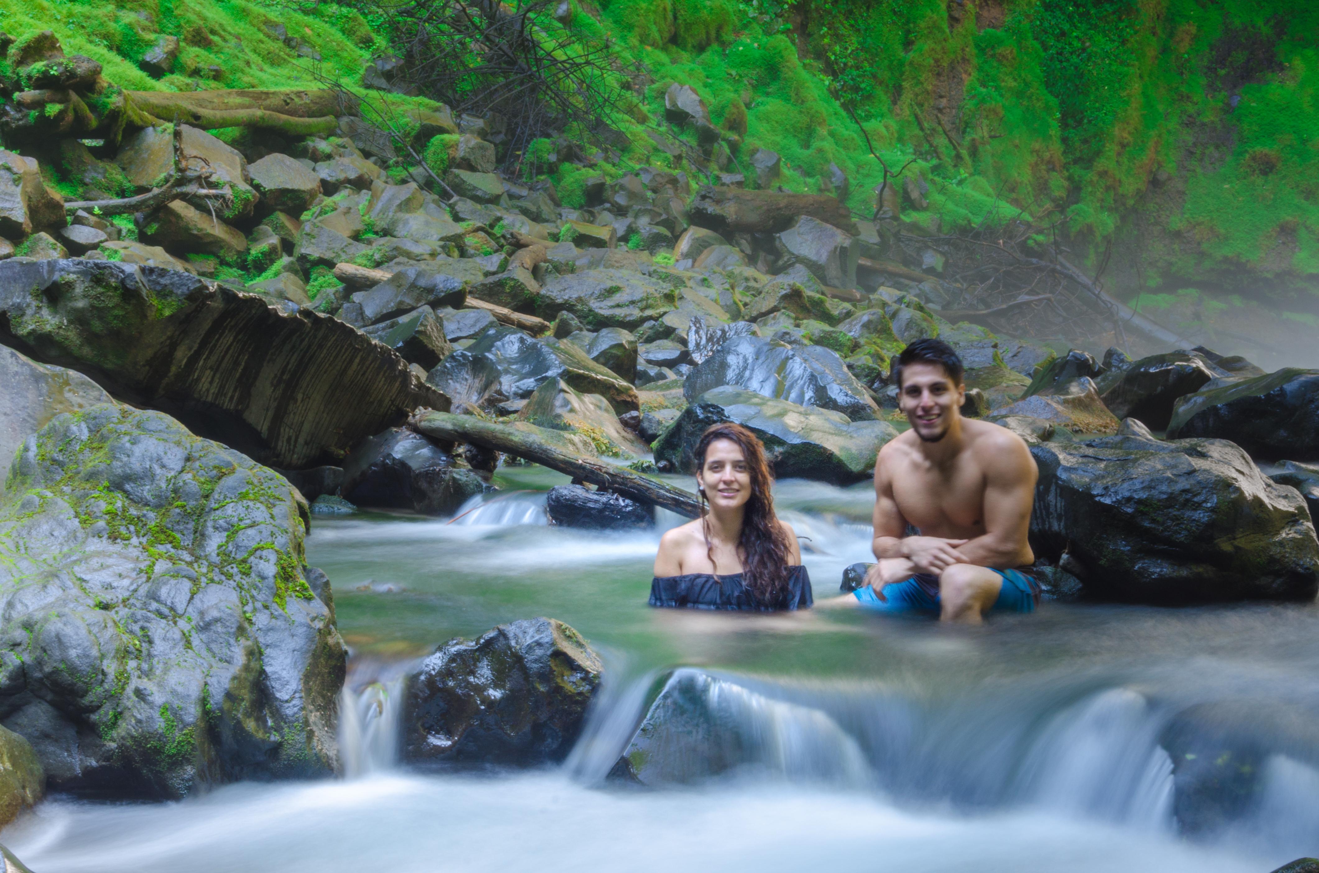 Arenal Volcano, Hanging Bridges & La Fortuna Waterfall Full-Day Tour