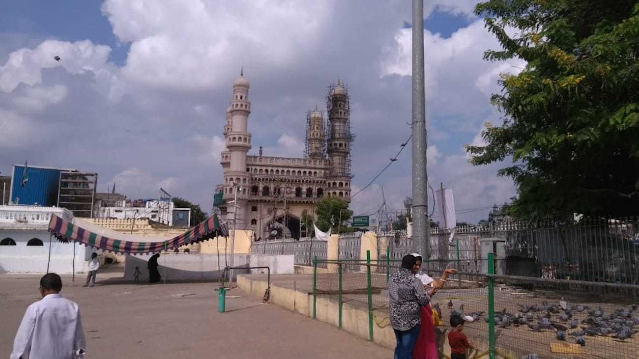 Hyderabad Heritage: Charminar & Old City Walking Tour