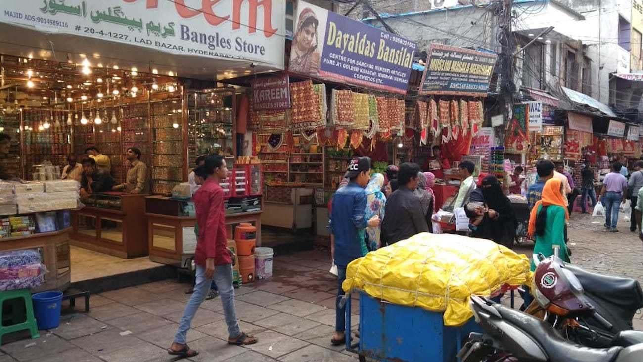 Hyderabad Heritage: Charminar & Old City Walking Tour
